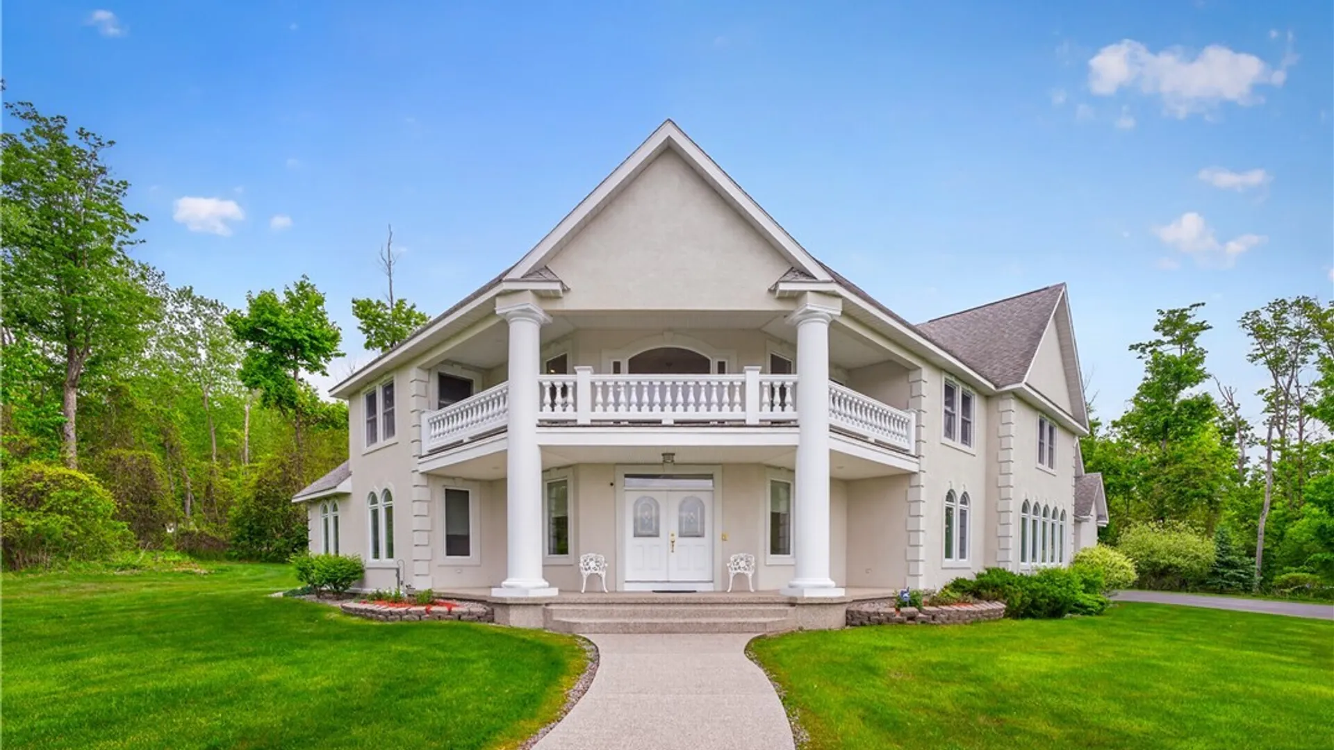 Property at 122 Jubilee Lane, New Hartford, NY 13413 14