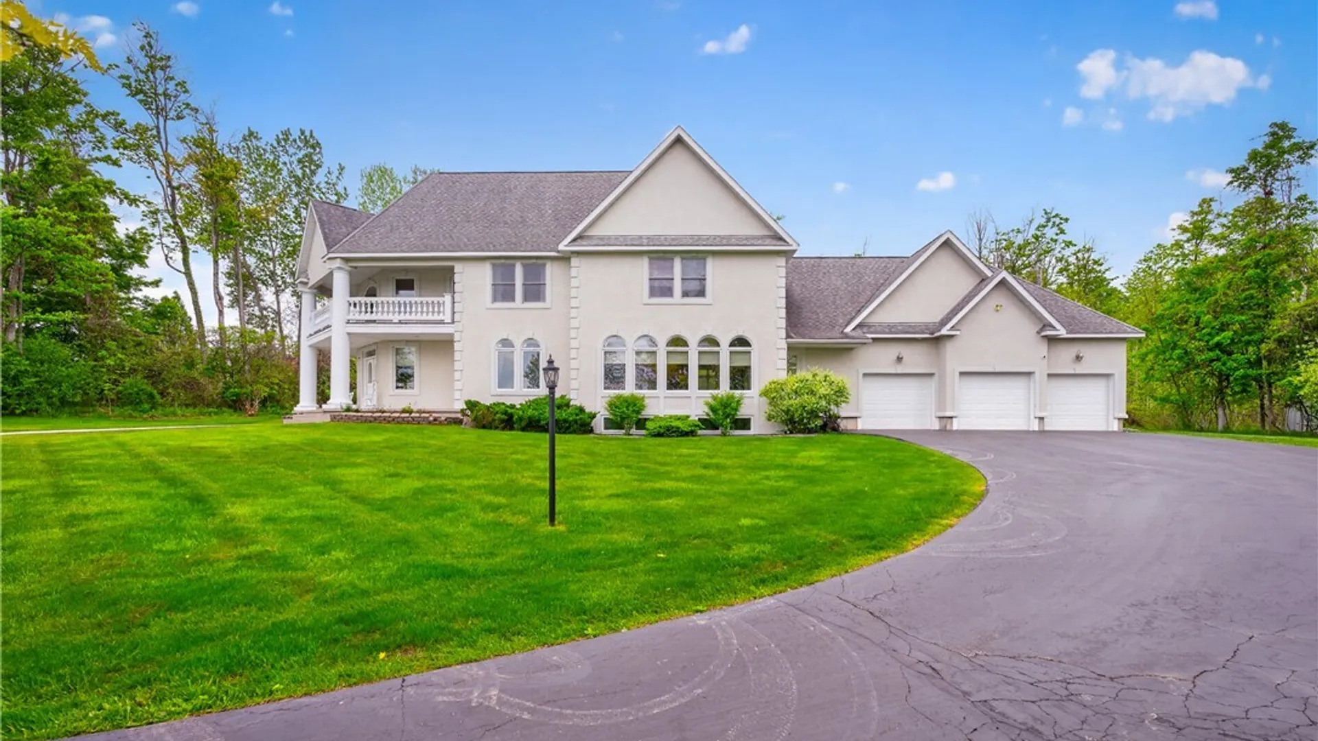 Property at 122 Jubilee Lane, New Hartford, NY 13413 16