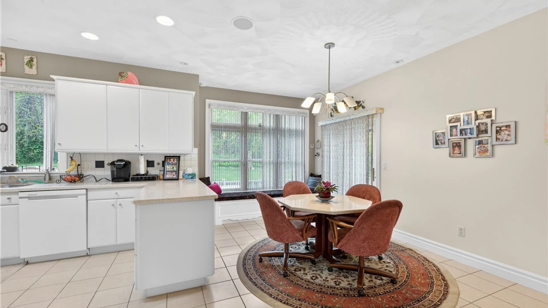 Property at 122 Jubilee Lane, New Hartford, NY 13413 27