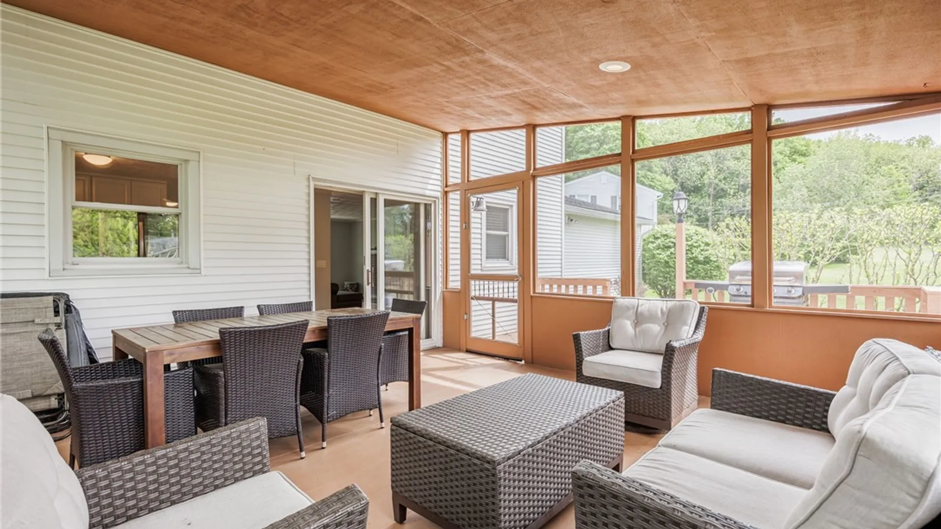 Property at 54 Maple Leaf Circle, Penfield, NY 14526 11