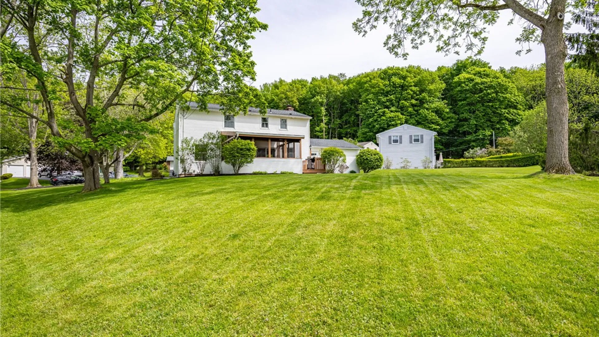 Property at 54 Maple Leaf Circle, Penfield, NY 14526 42