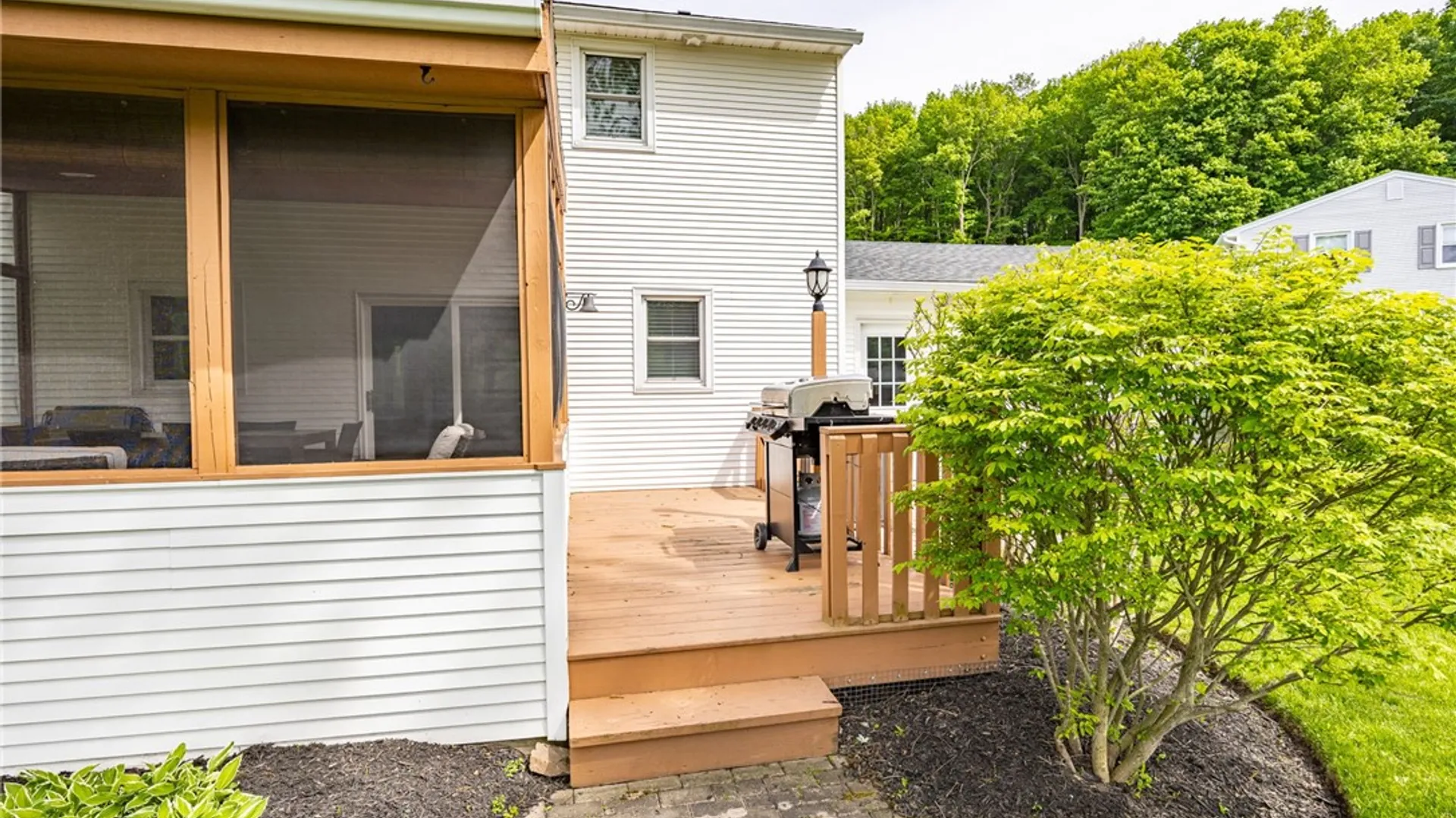 Property at 54 Maple Leaf Circle, Penfield, NY 14526 45