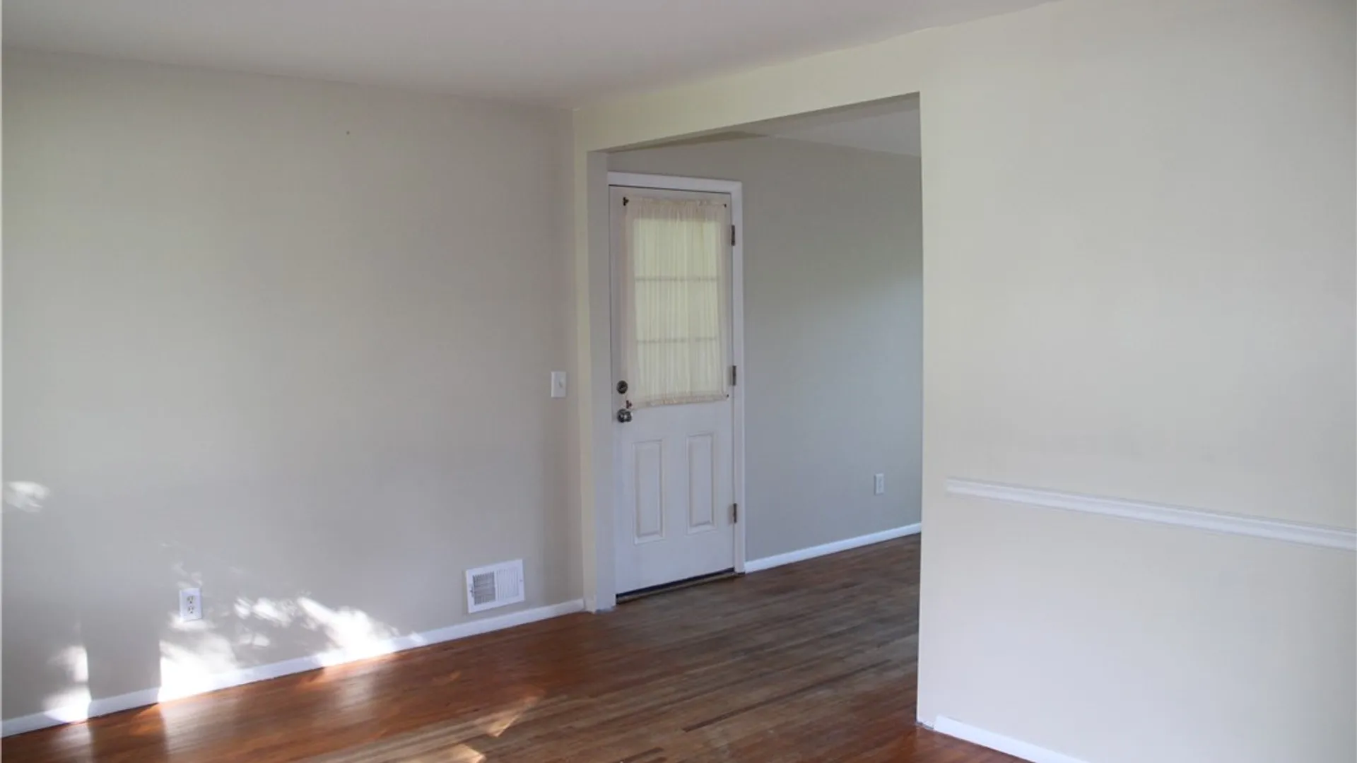Property at 570 Marsh Rd Road, Pittsford, NY 14534 2