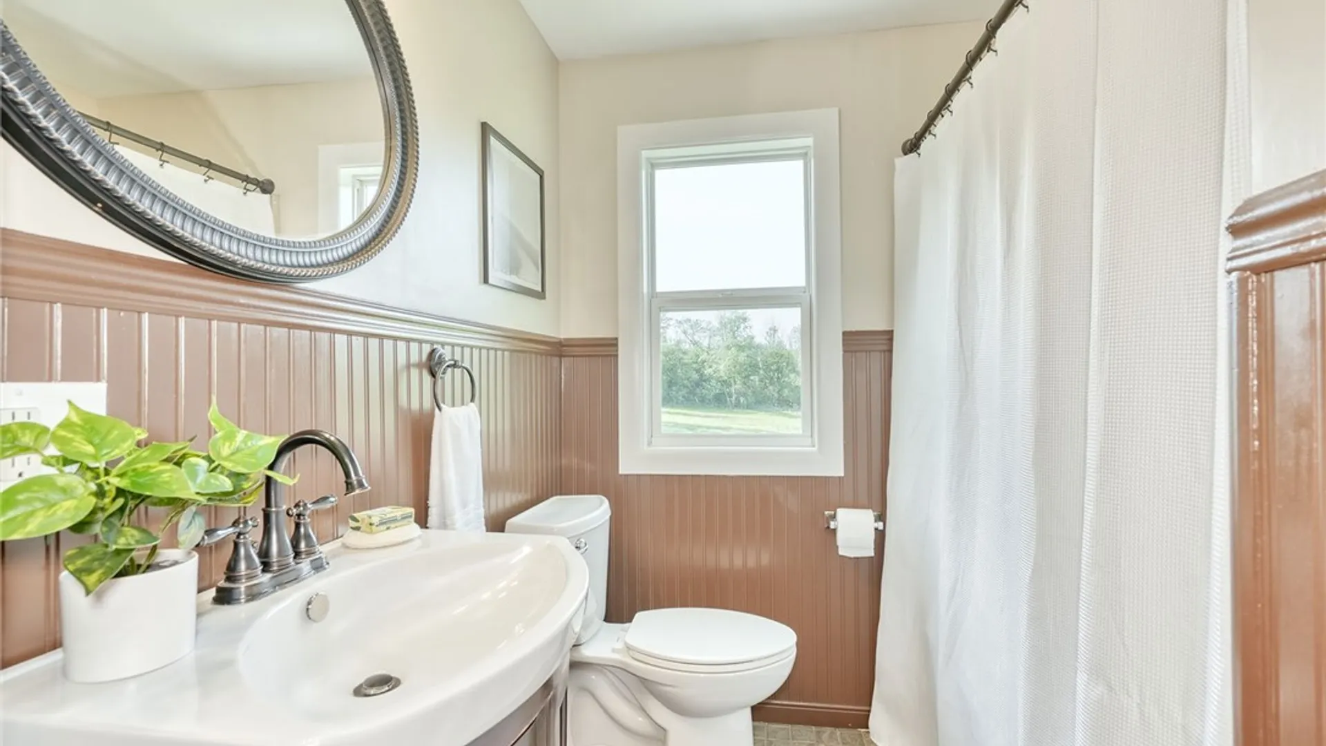 Property at 1815 Woodard Road, Webster, NY 14580 22