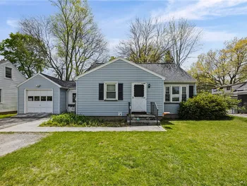 21 LEGION CIRCLE, Greece, NY 14616