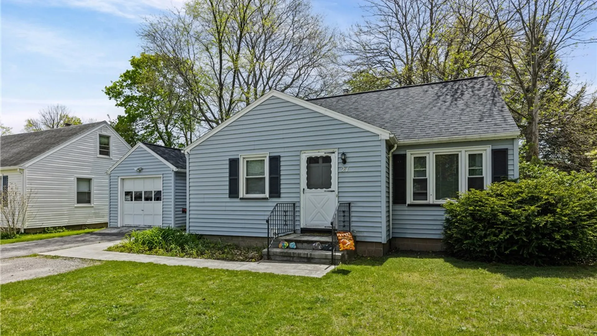 Property at 21 LEGION CIRCLE, Greece, NY 14616 2