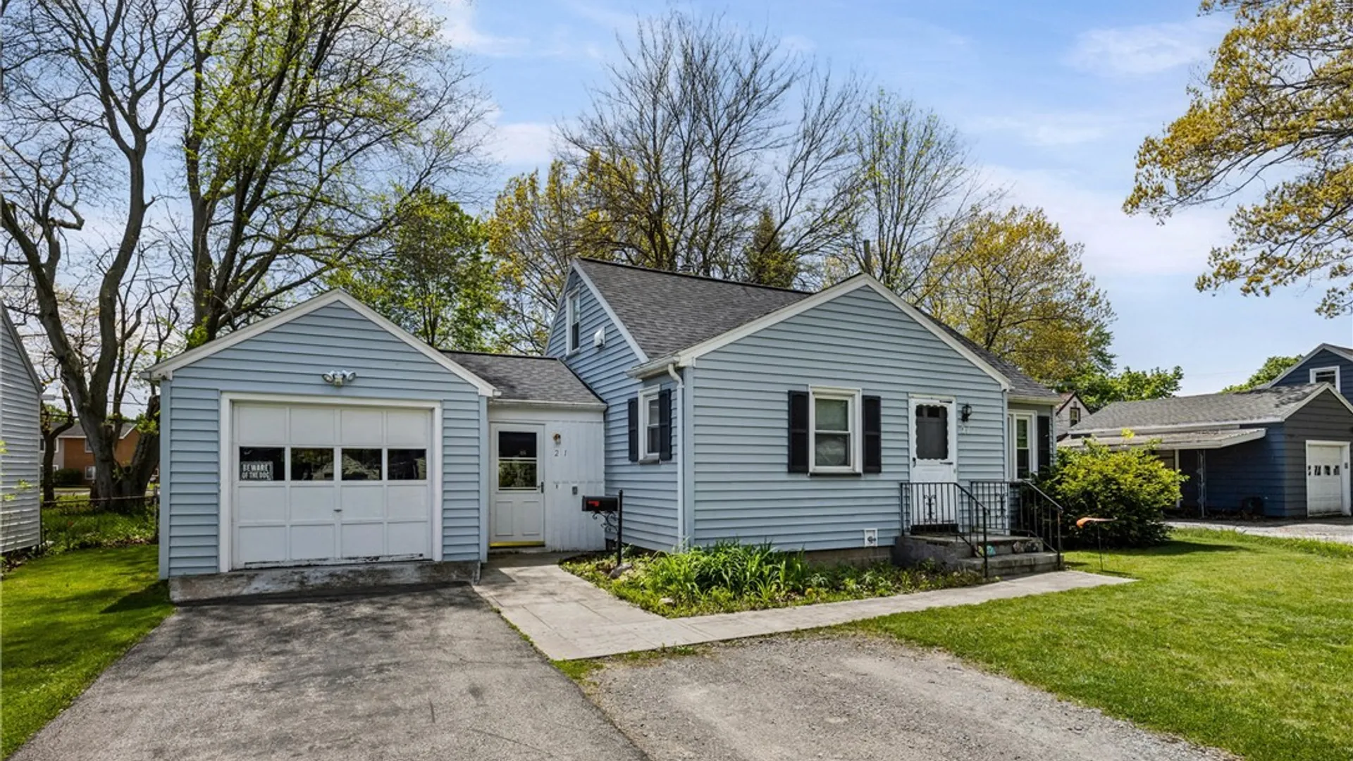 Property at 21 LEGION CIRCLE, Greece, NY 14616 3