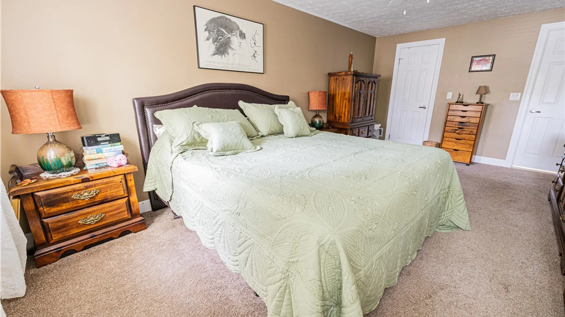 Property at 487 Sandystone Circle, Webster, NY 14580 16