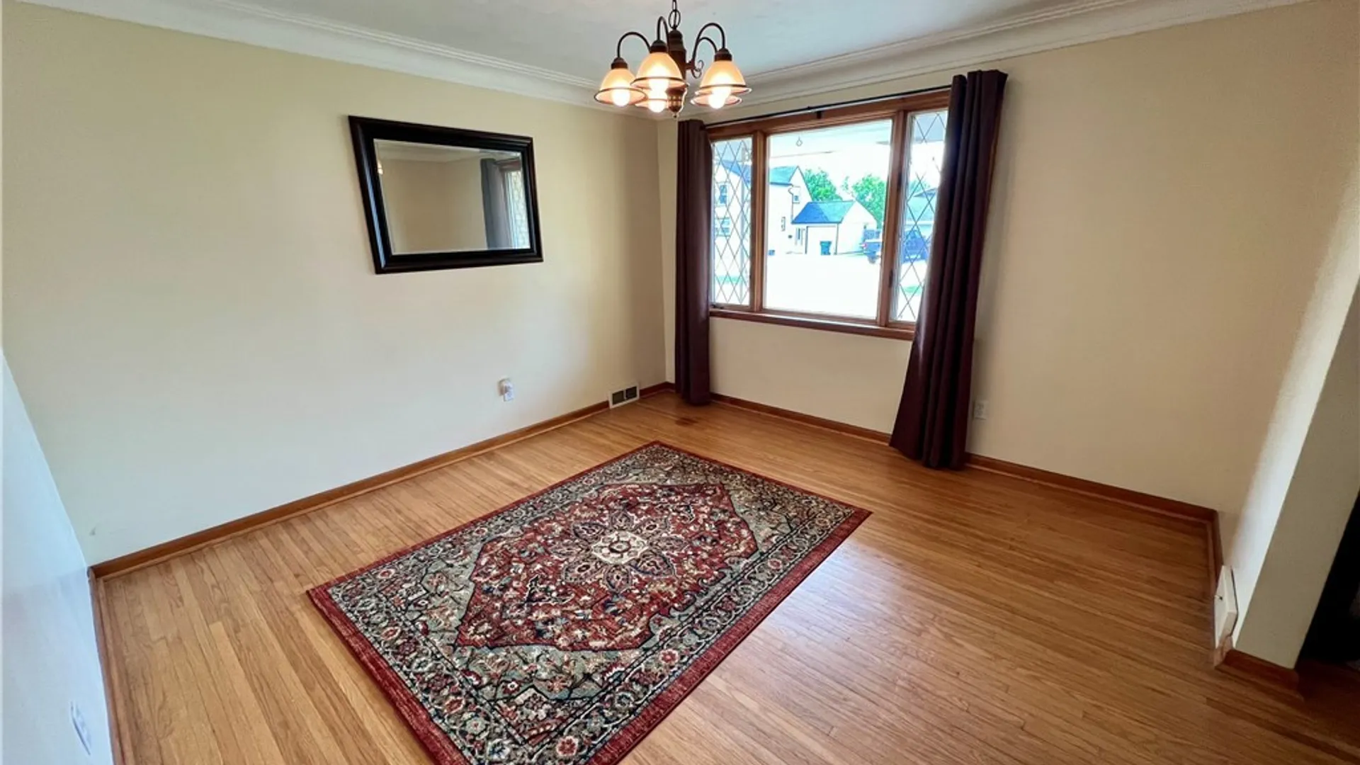 Property at 40 Hawro Place, Lancaster, NY 14043 12