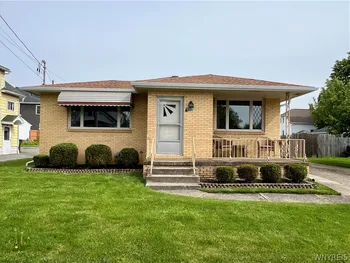 Property at 40 Hawro Place, Lancaster, NY 14043