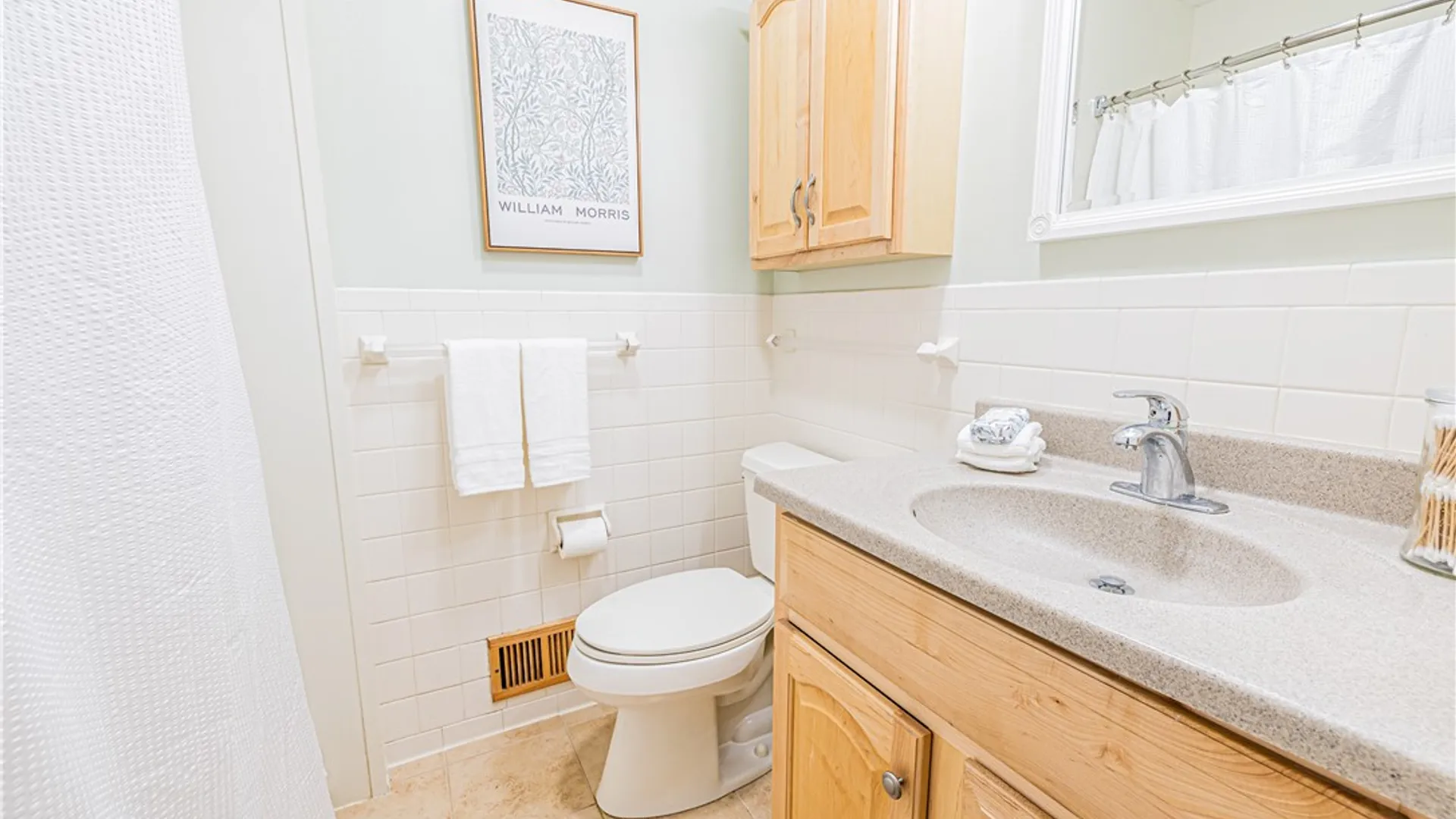 Property at 18 Hanford Way, Perinton, NY 14450 15