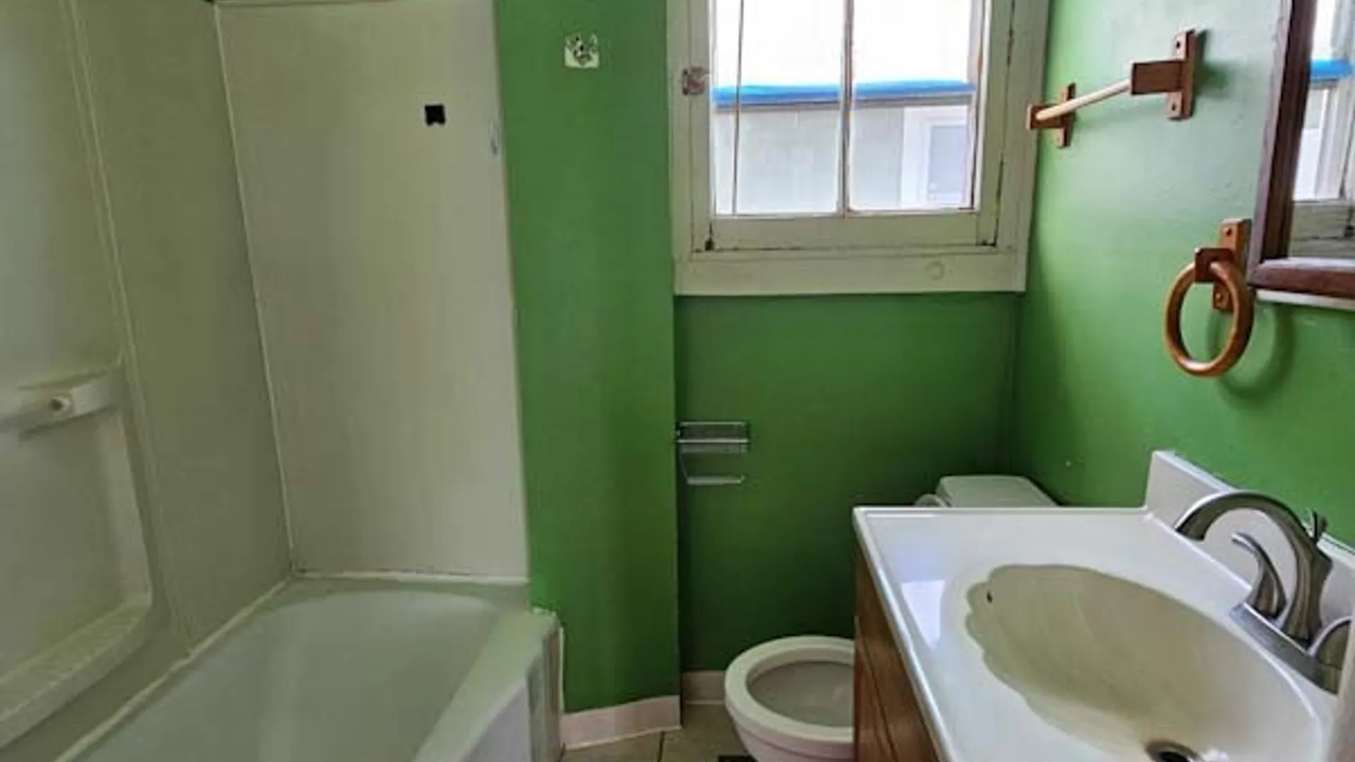 Property at 254 Anderson Avenue, Rochester, NY 14607 4