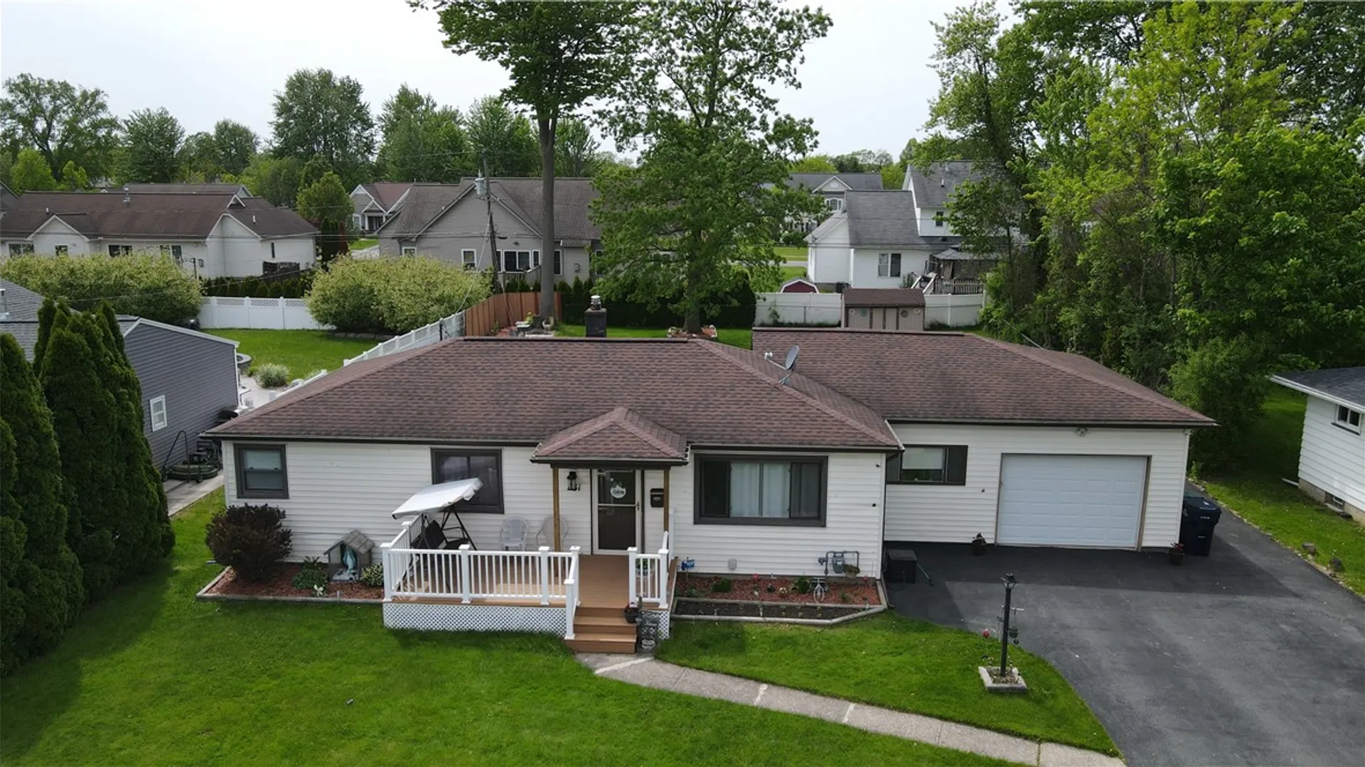 Property at 31 W Crest Drive, Gates, NY 14606 42