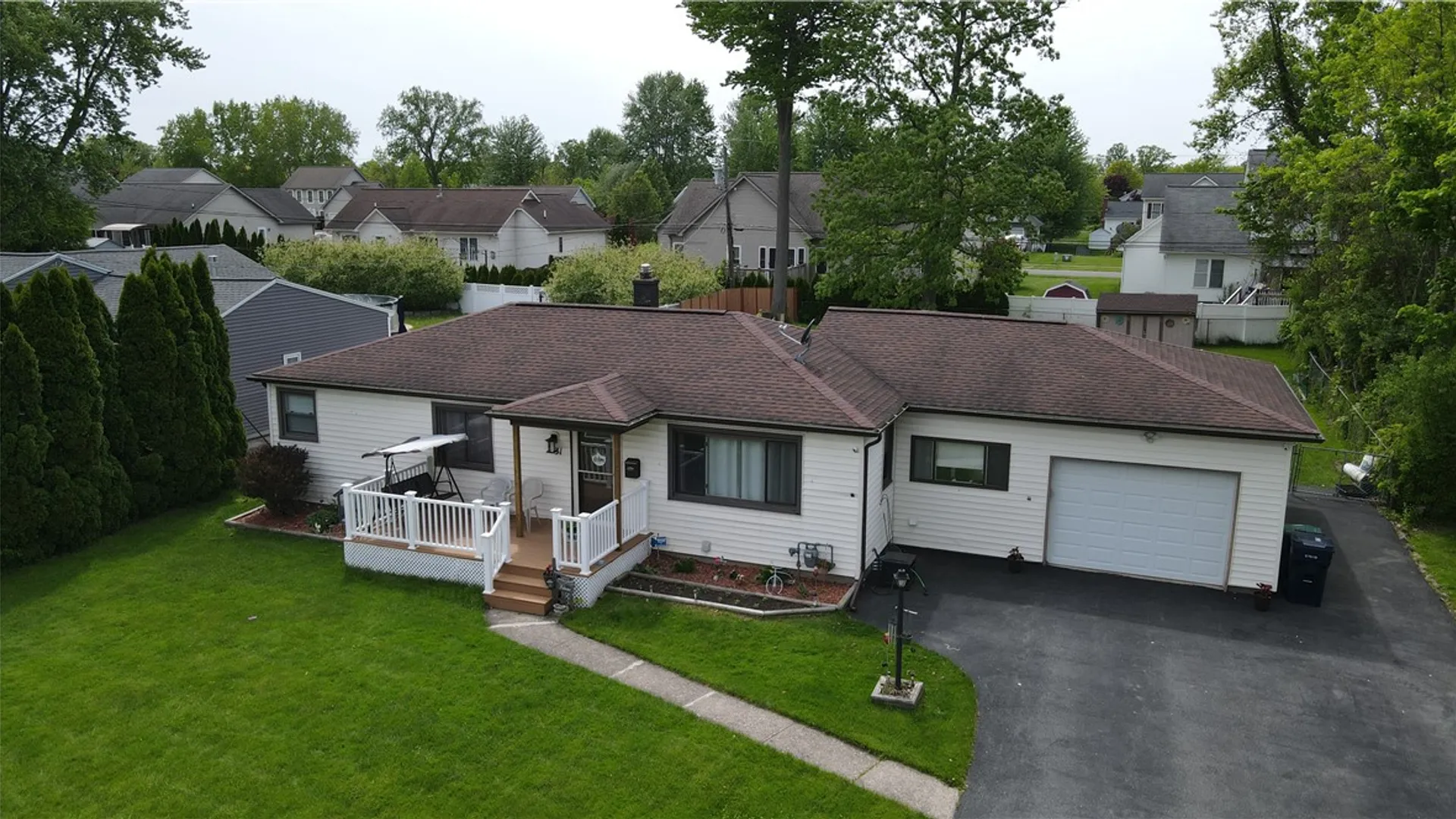 Property at 31 W Crest Drive, Gates, NY 14606 43