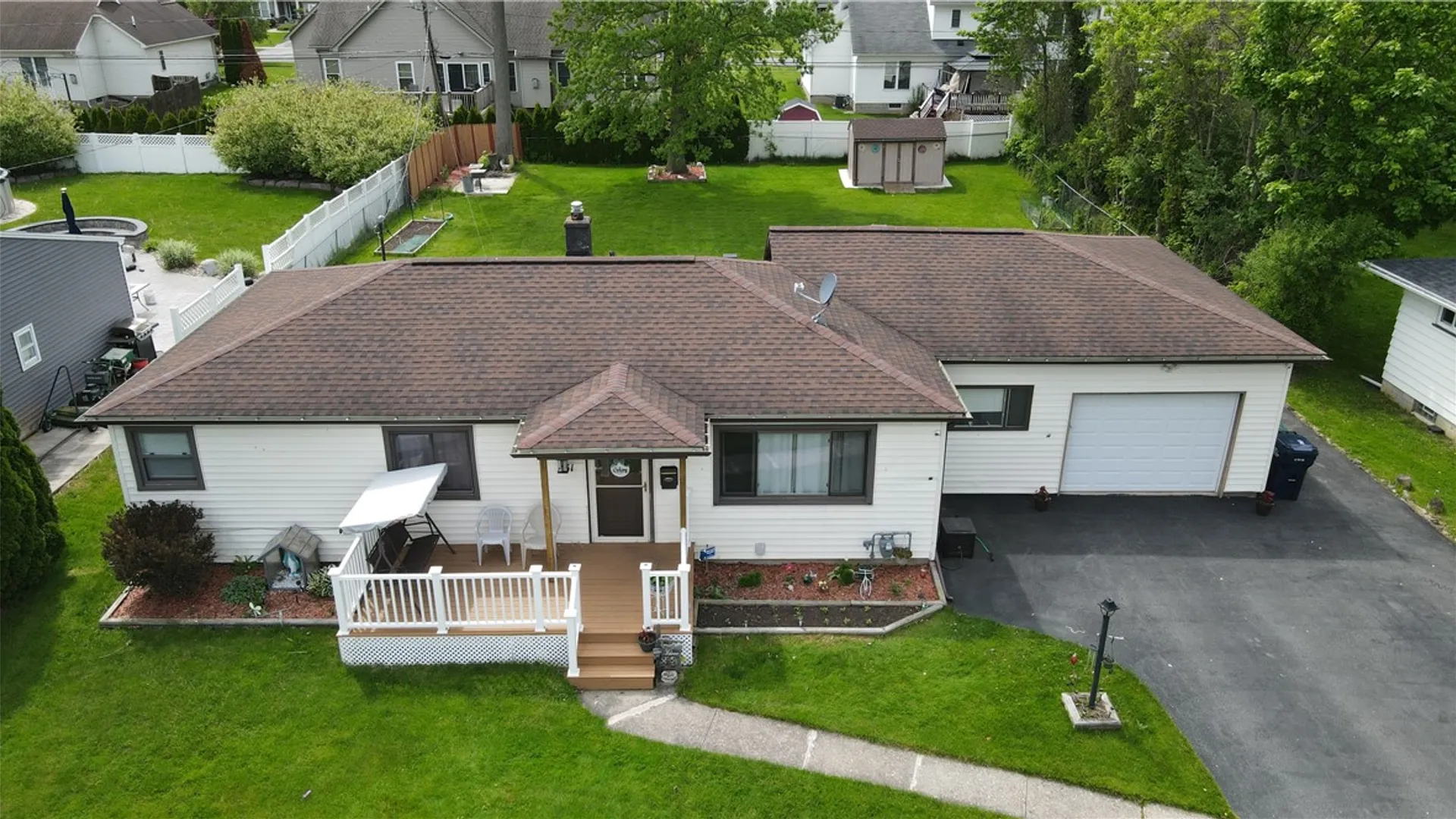 Property at 31 W Crest Drive, Gates, NY 14606 46