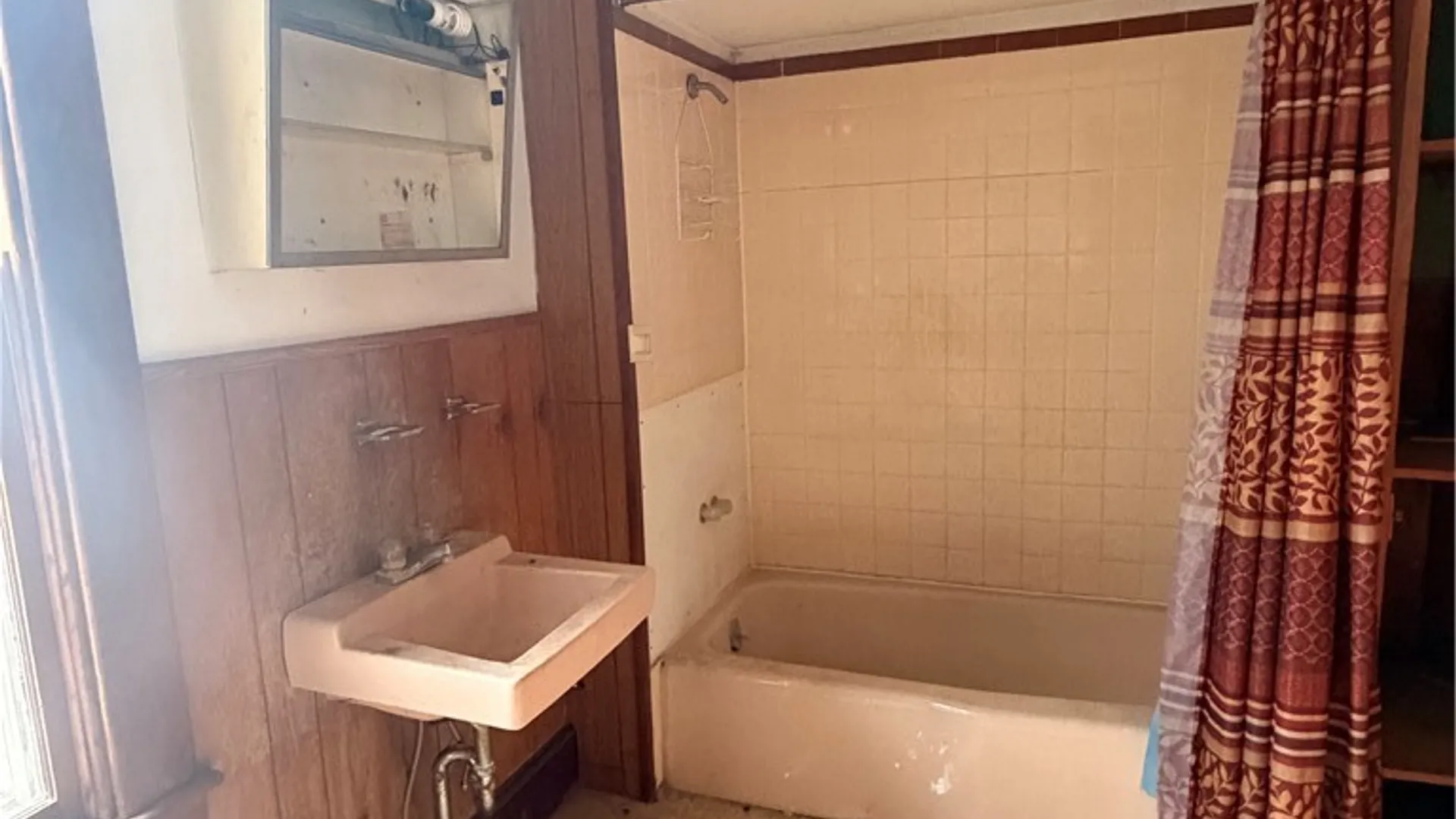 Property at 189 E Clark Street, German Flatts, NY 13357 14