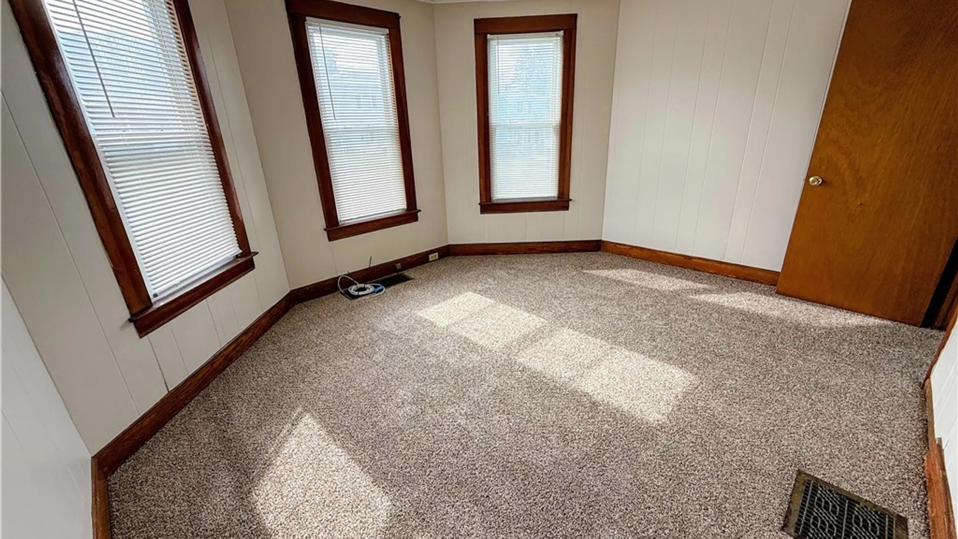Property at 905 Cogswell Avenue, Geddes, NY 13209 16