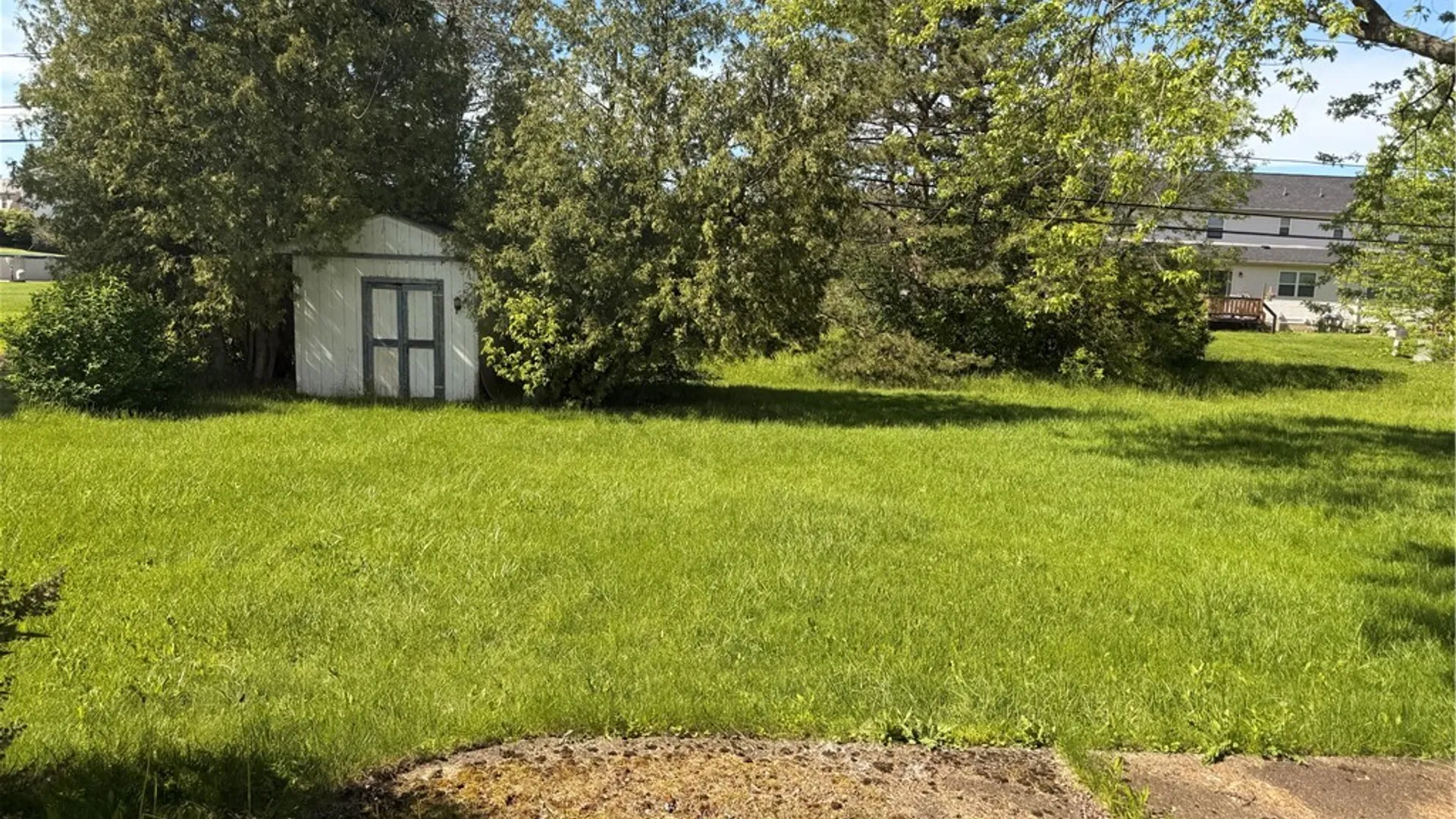 Property at 14 Flamingo Drive, Gates, NY 14624 25