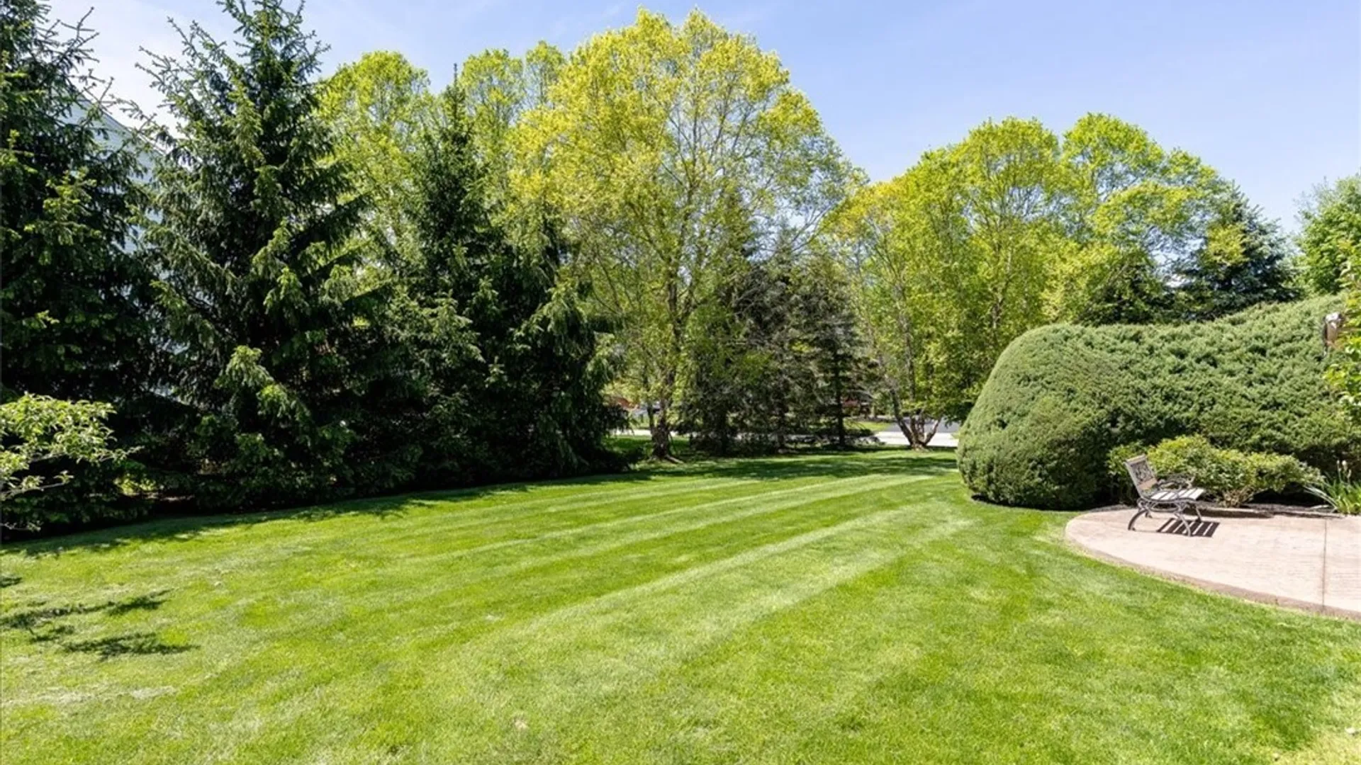 Property at 32 Forrester Court, Amherst, NY 14228 28