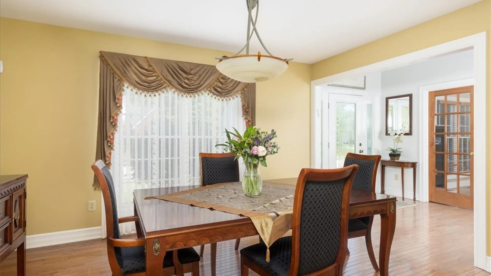 Property at 32 Forrester Court, Amherst, NY 14228 6