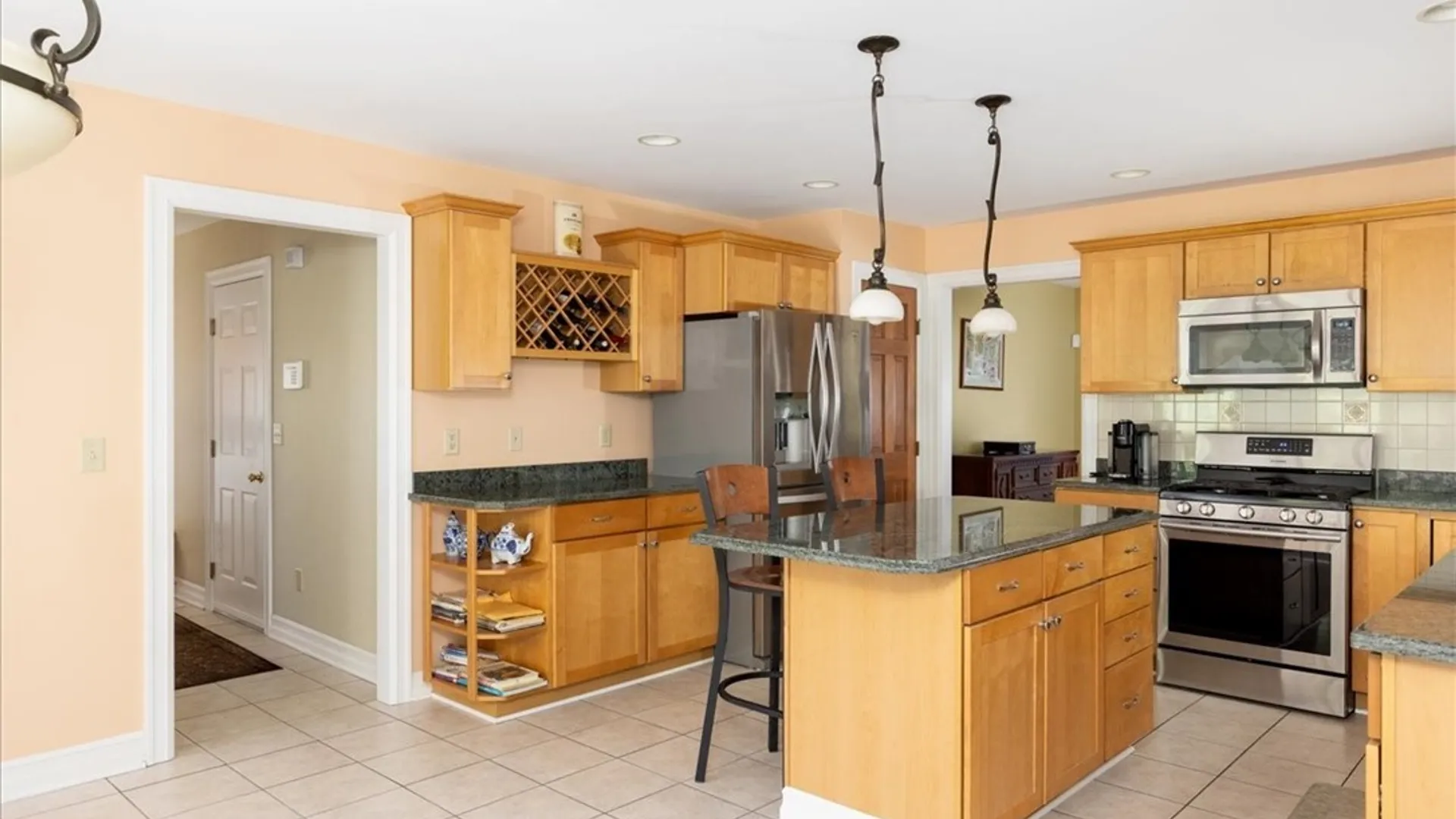 Property at 32 Forrester Court, Amherst, NY 14228 9