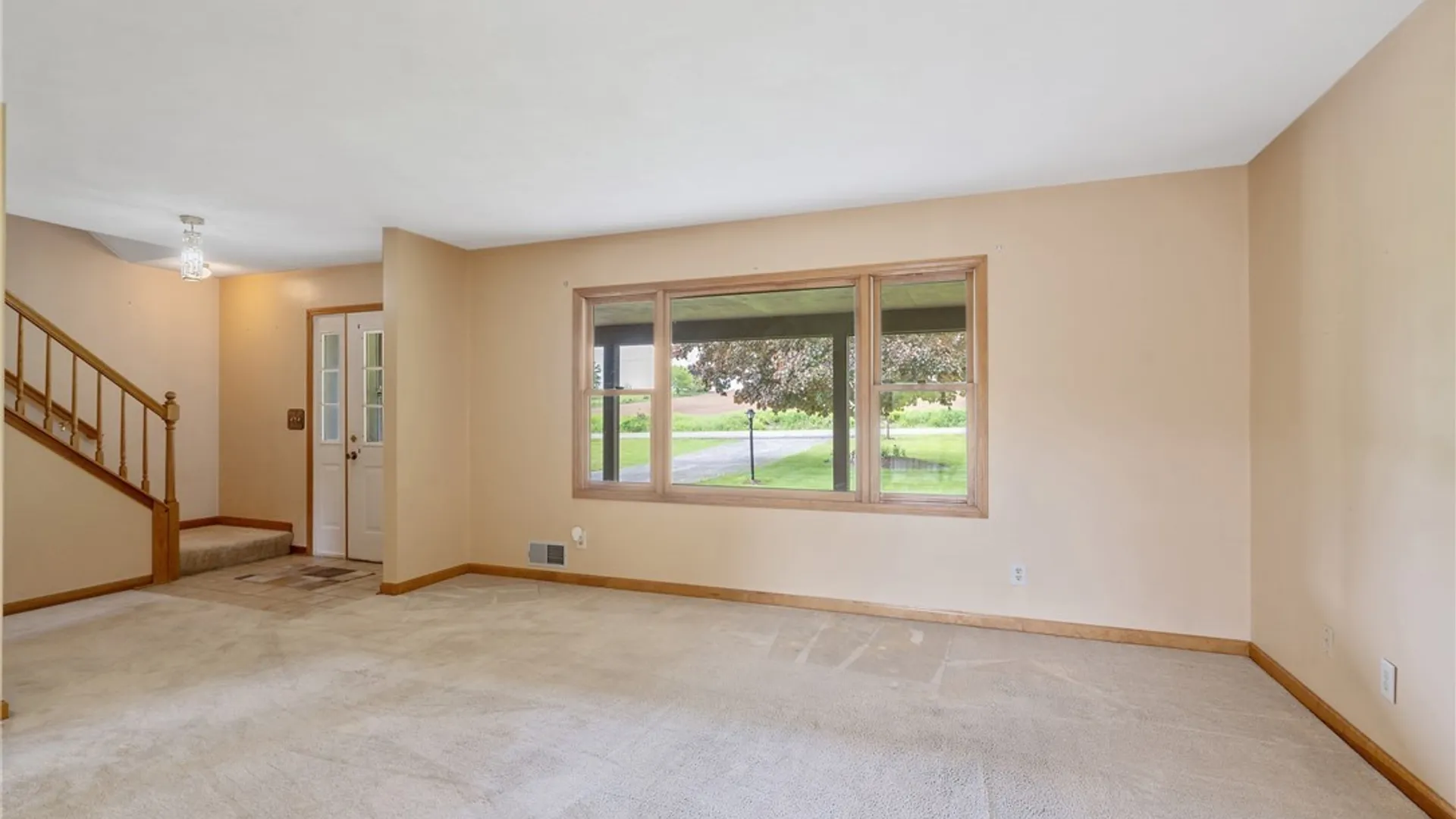 Property at 7112 Plainville Road, Lysander, NY 13112 5