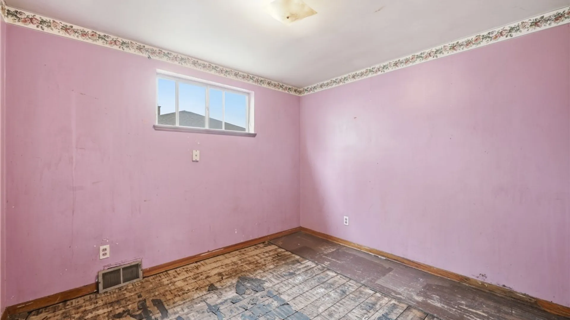 Property at 168 Hawthorne Avenue, Tonawanda, NY 14223 10