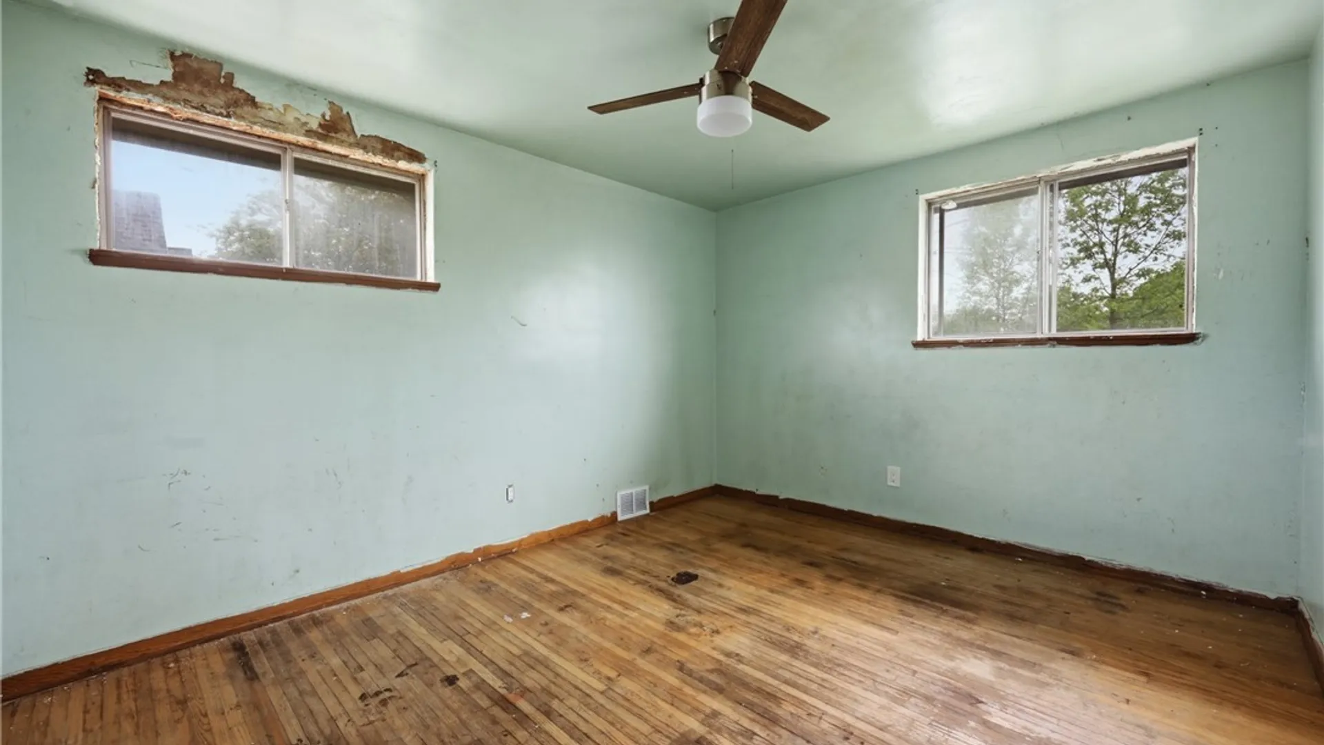 Property at 168 Hawthorne Avenue, Tonawanda, NY 14223 16