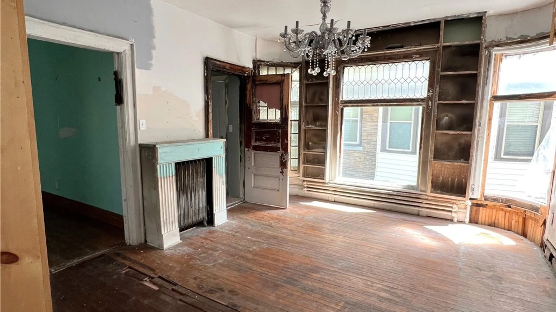 Property at 529 Norwood Avenue, Buffalo, NY 14222 5