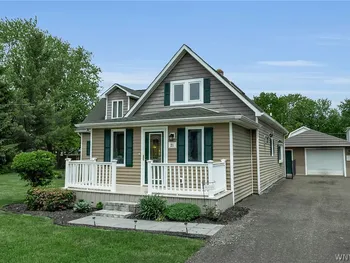 Property at 21 Middlesex Road, Orchard Park, NY 14127
