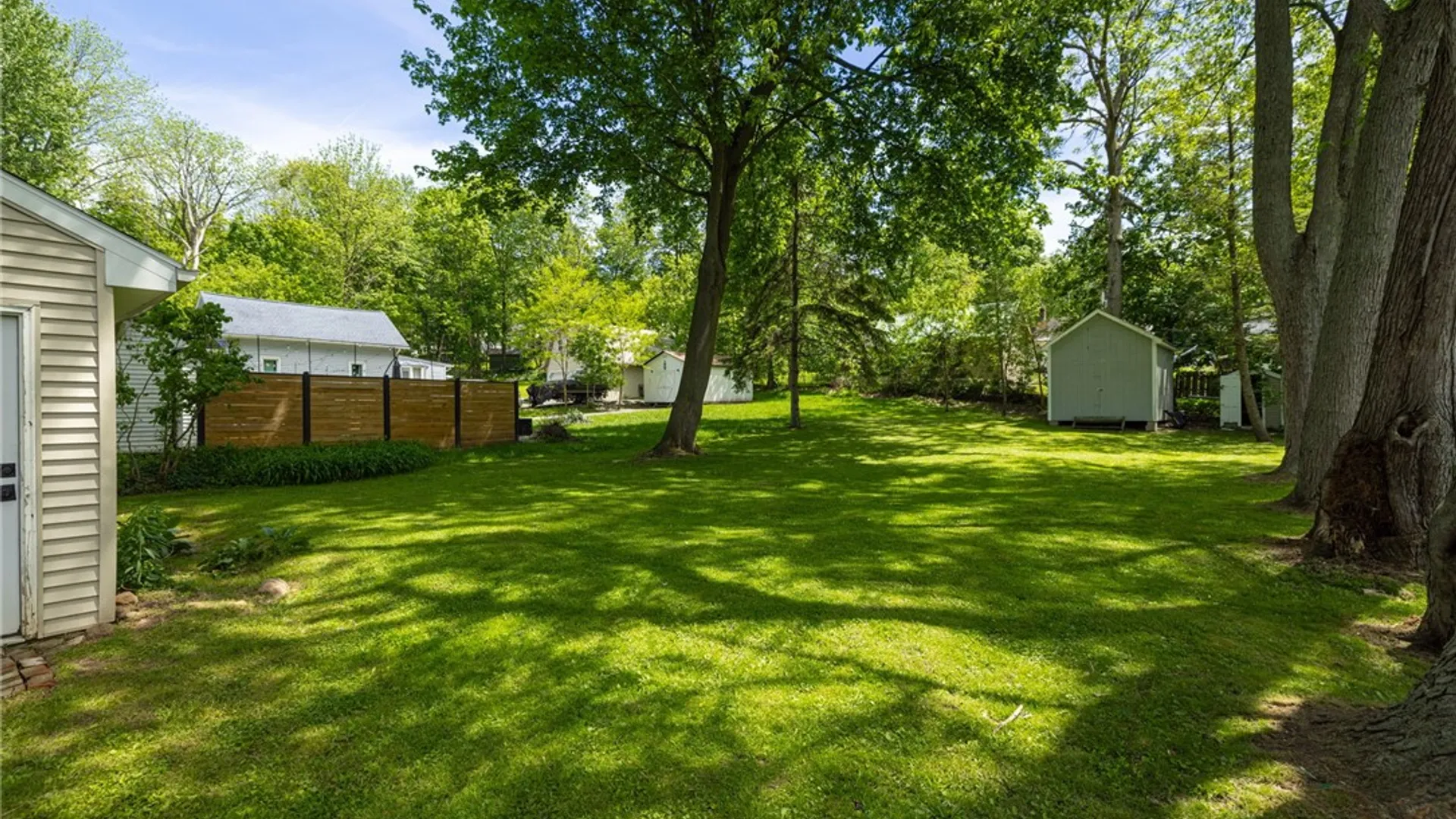 Property at 6 Jackson Place, Perinton, NY 14450 23