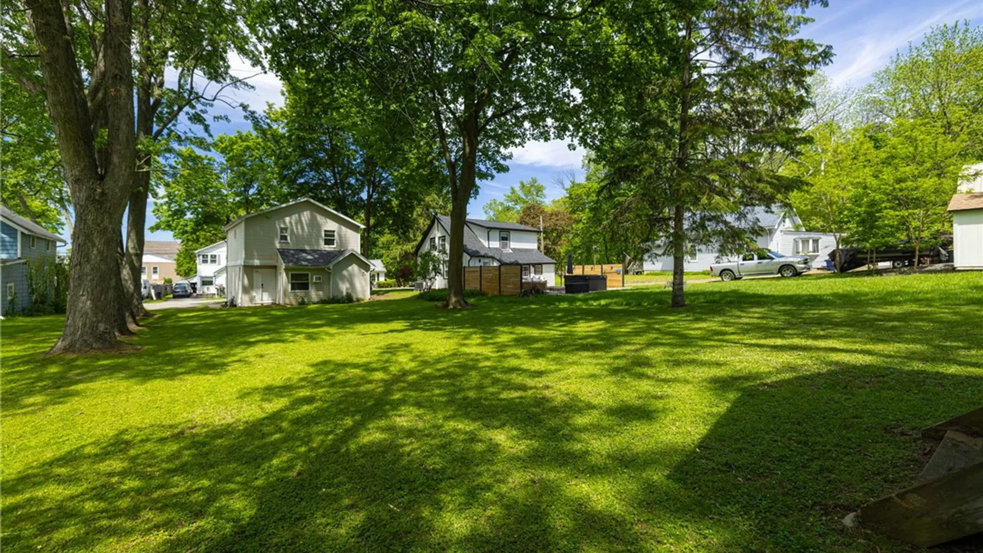Property at 6 Jackson Place, Perinton, NY 14450 24