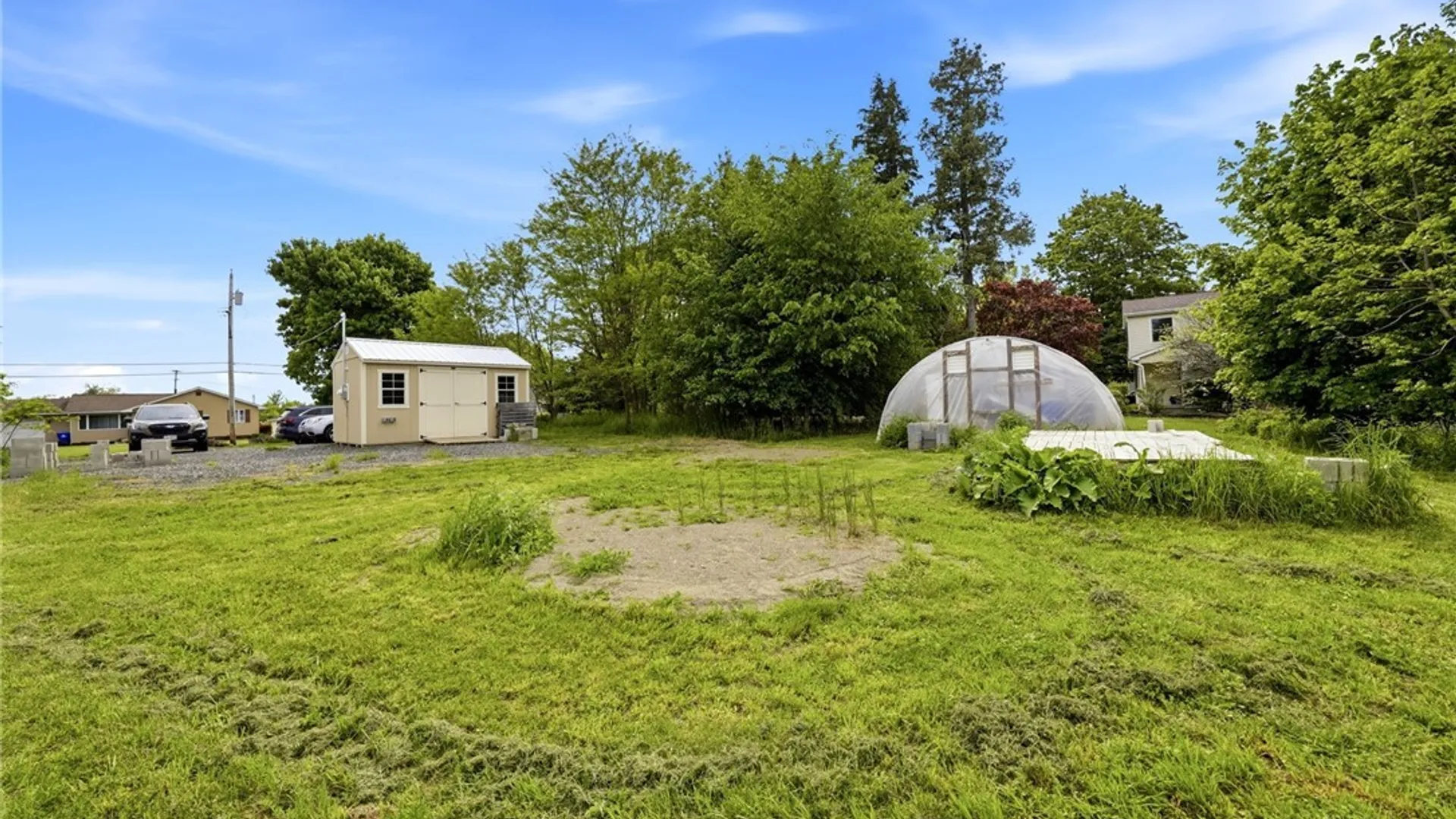 Property at 3330 E Pleasant Drive, Hamburg, NY 14075 26
