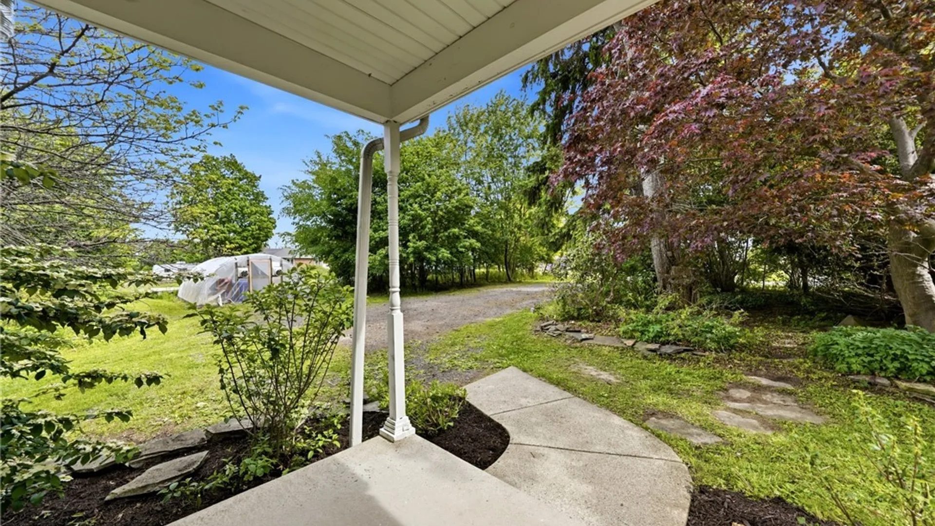 Property at 3330 E Pleasant Drive, Hamburg, NY 14075 27