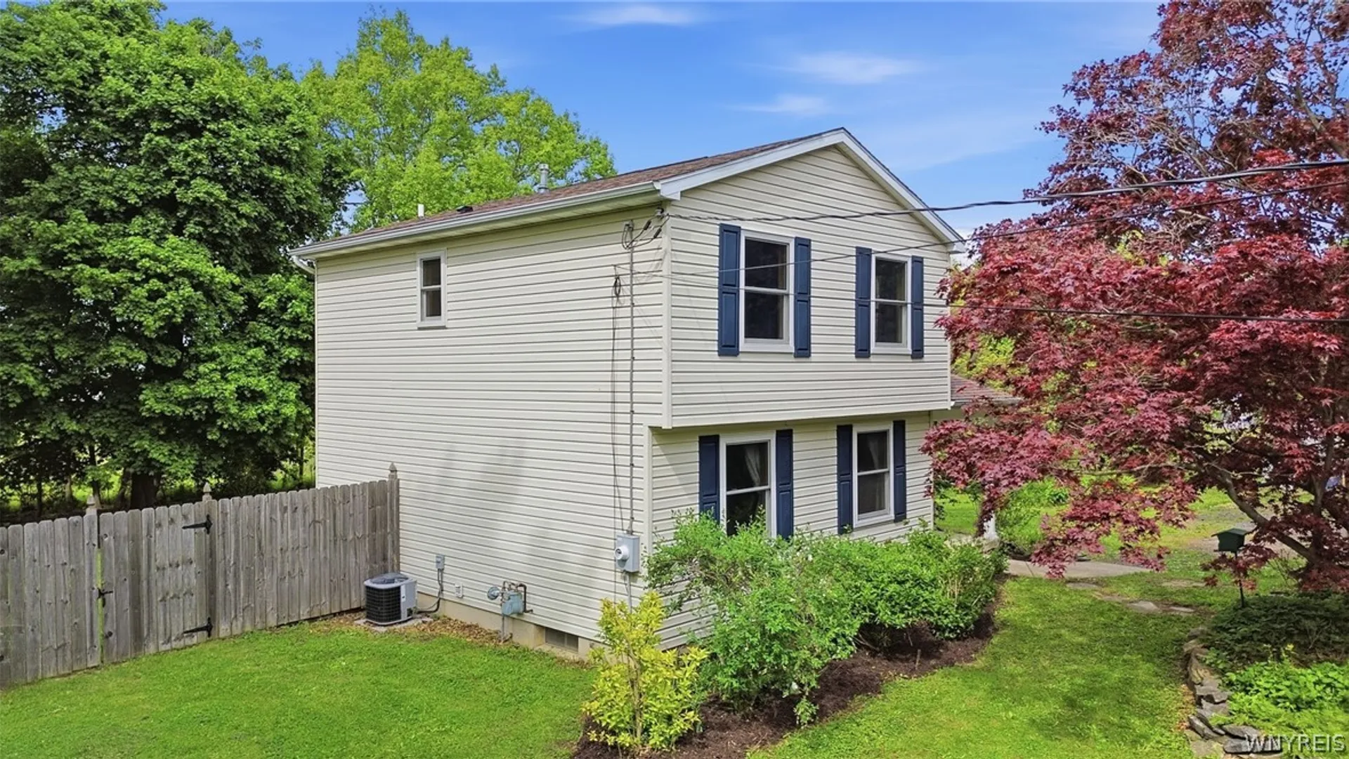 Property at 3330 E Pleasant Drive, Hamburg, NY 14075 30