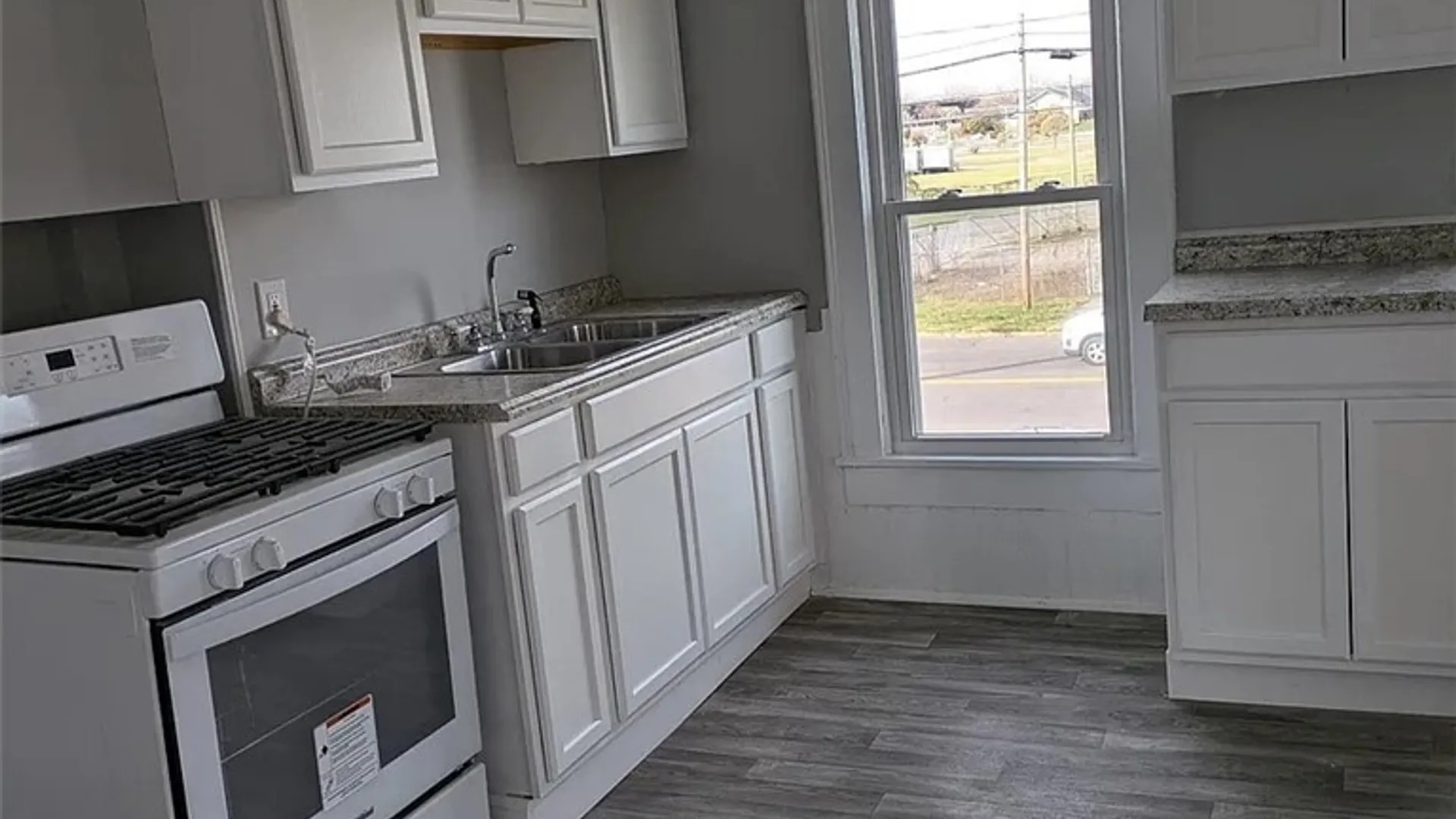 Property at 1618 1st North Street, Syracuse, NY 13208 12