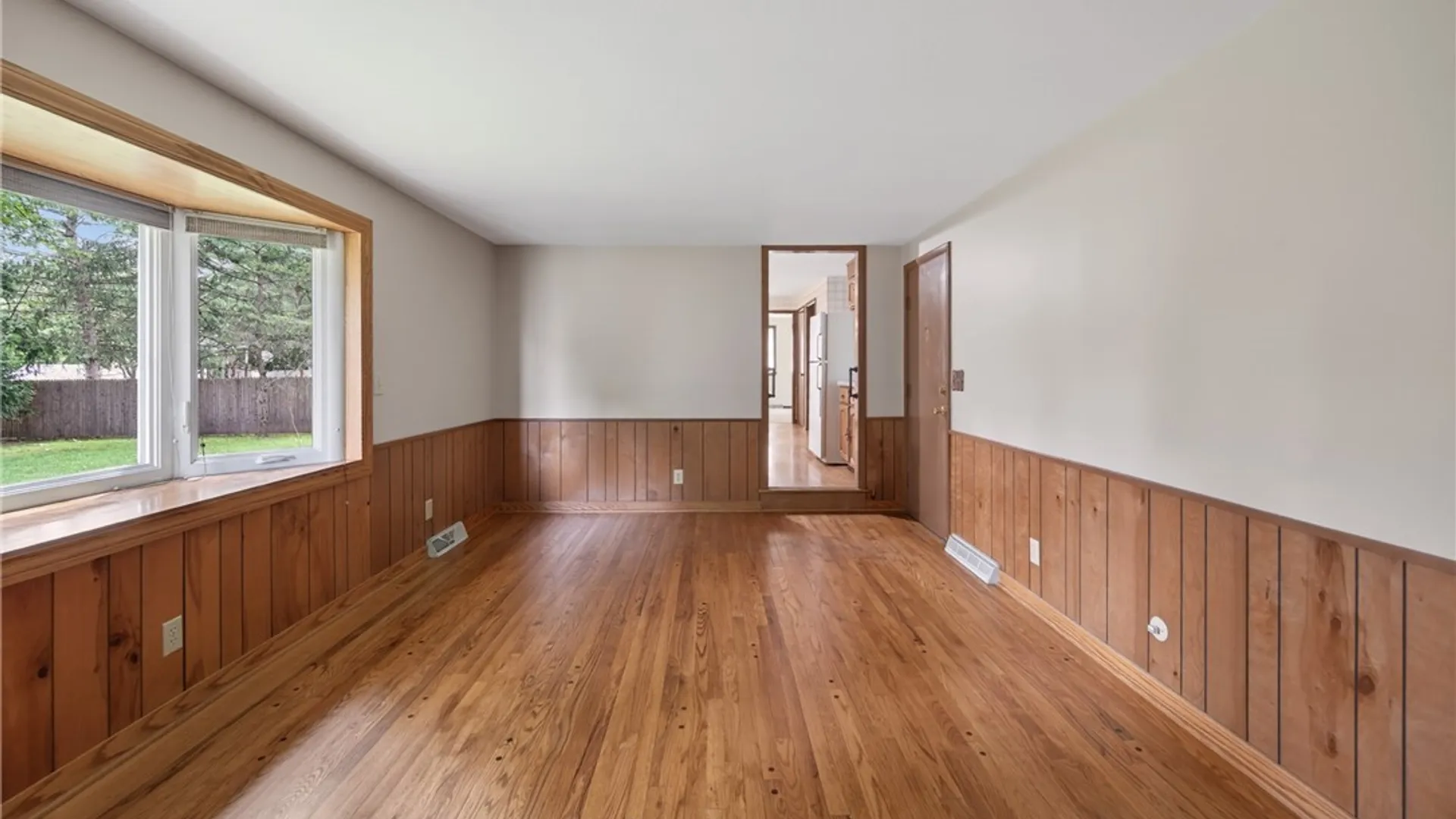 Property at 208 Sheatree Lane, Clay, NY 13212 14