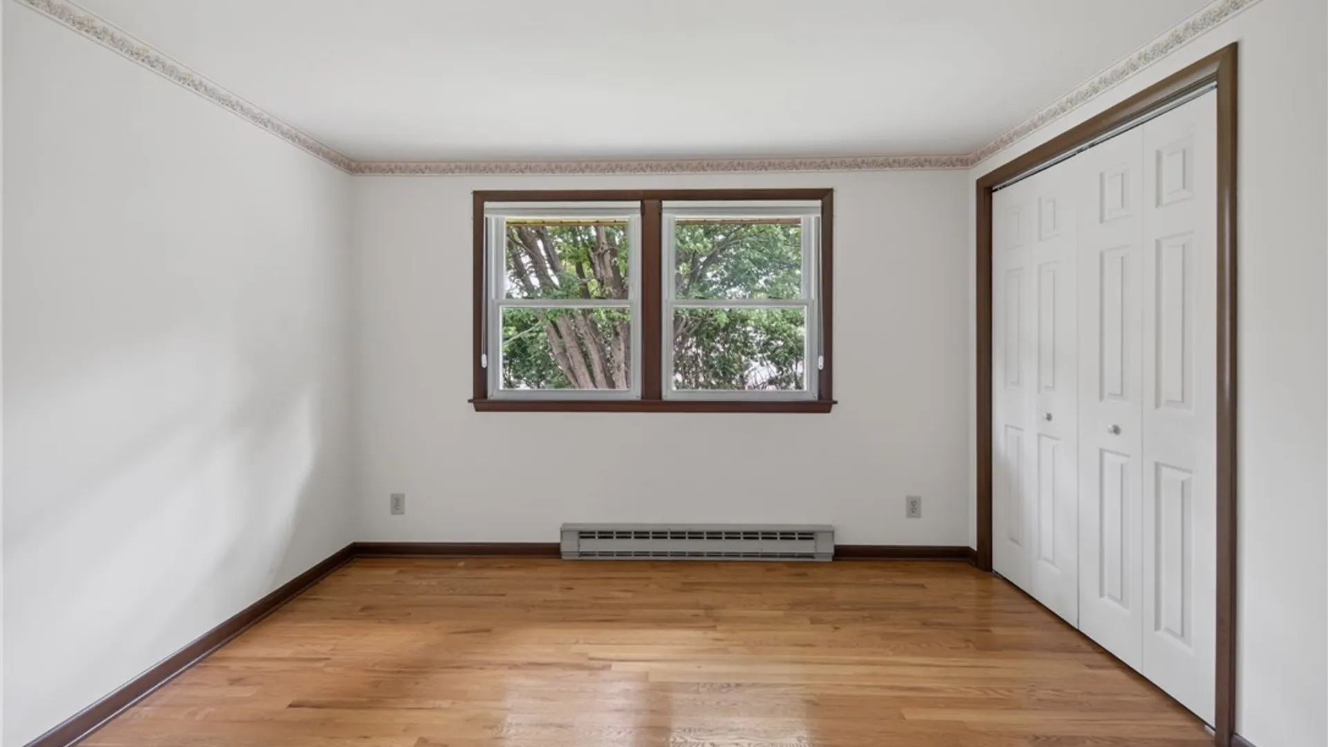 Property at 208 Sheatree Lane, Clay, NY 13212 22