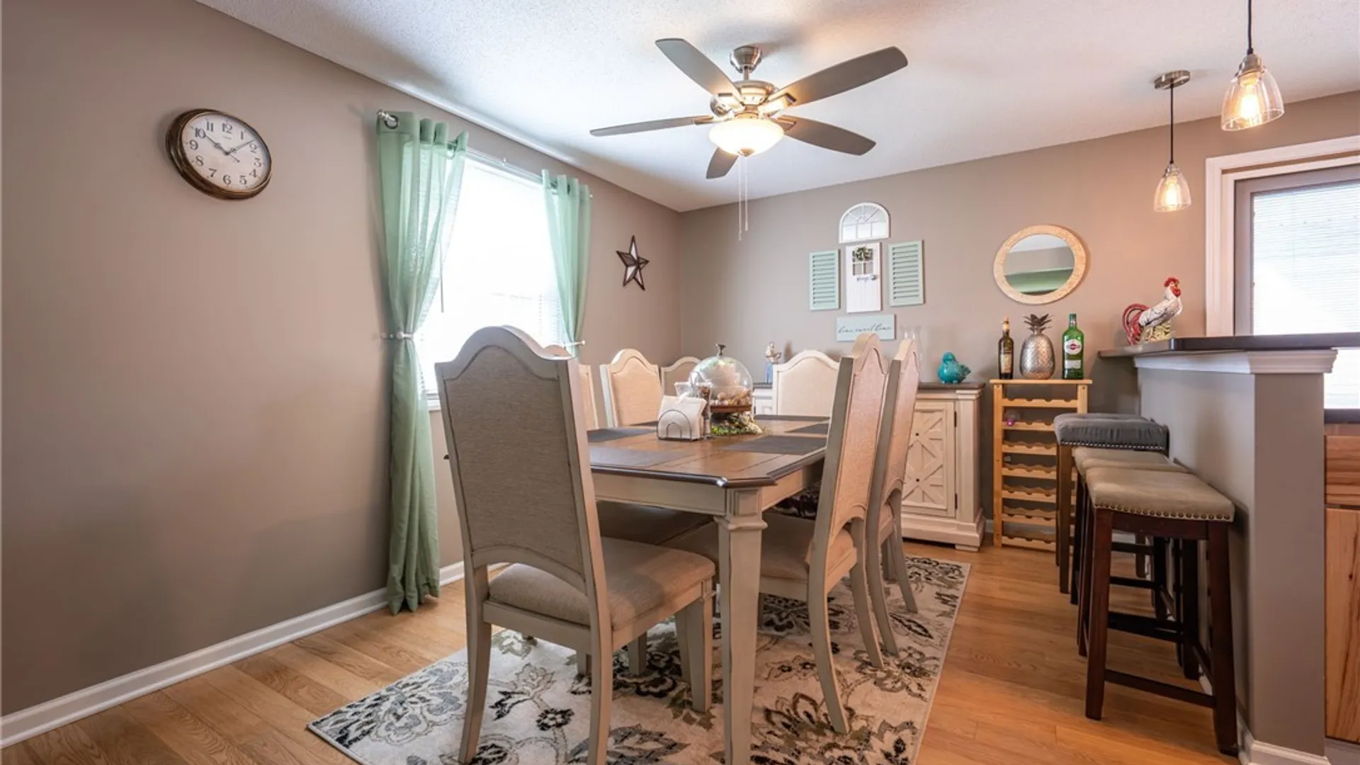 Property at 270 Wimbledon Court, West Seneca, NY 14224 7