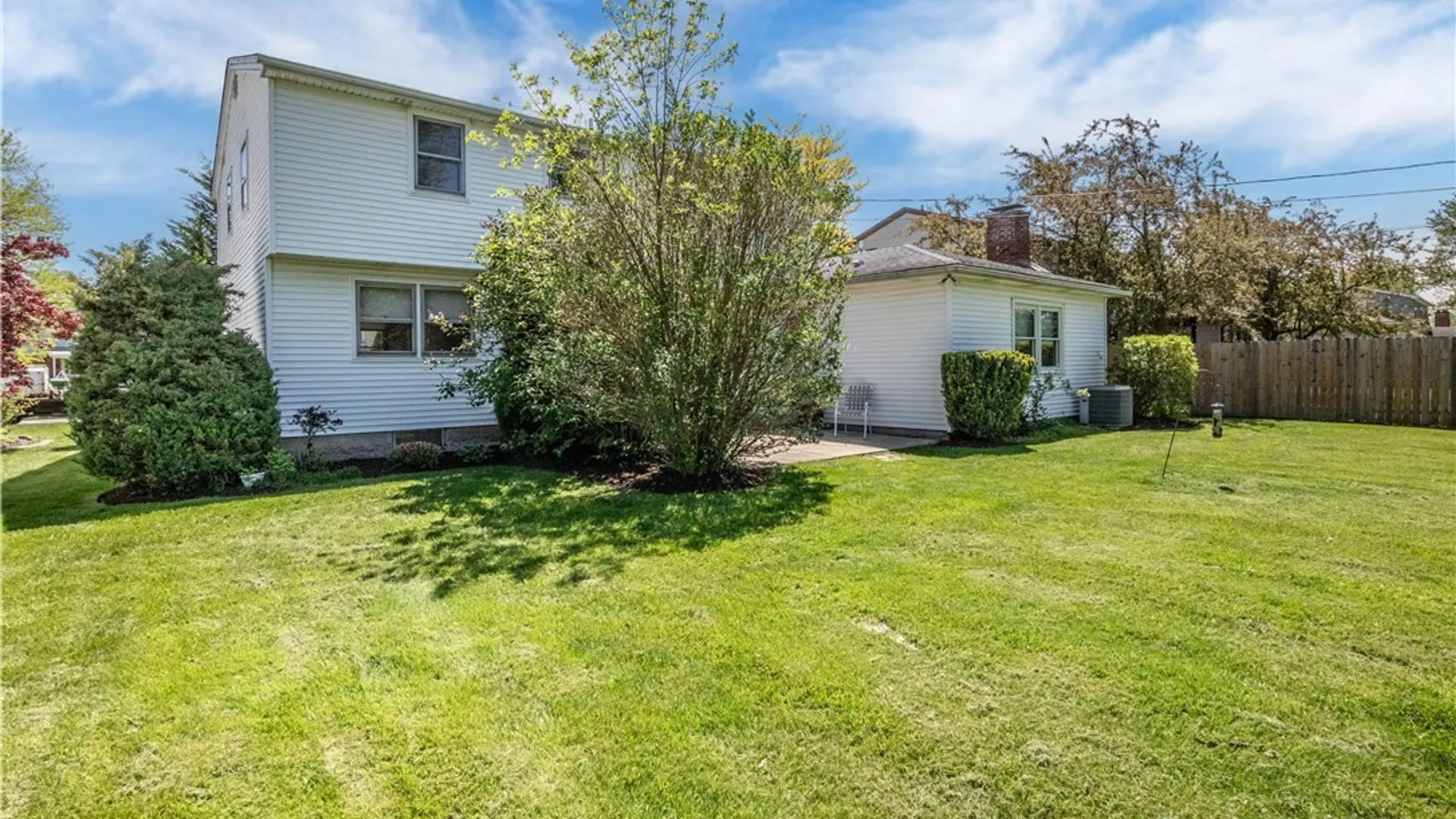Property at 74 Heritage Road, Amherst, NY 14221 35