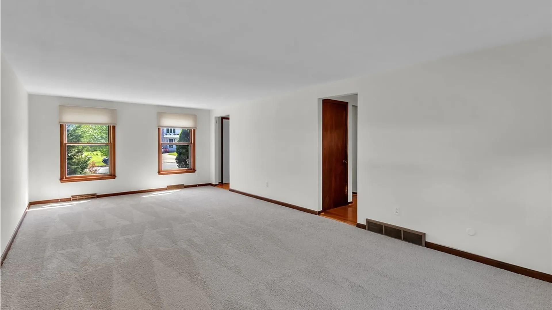 Property at 74 Heritage Road, Amherst, NY 14221 7