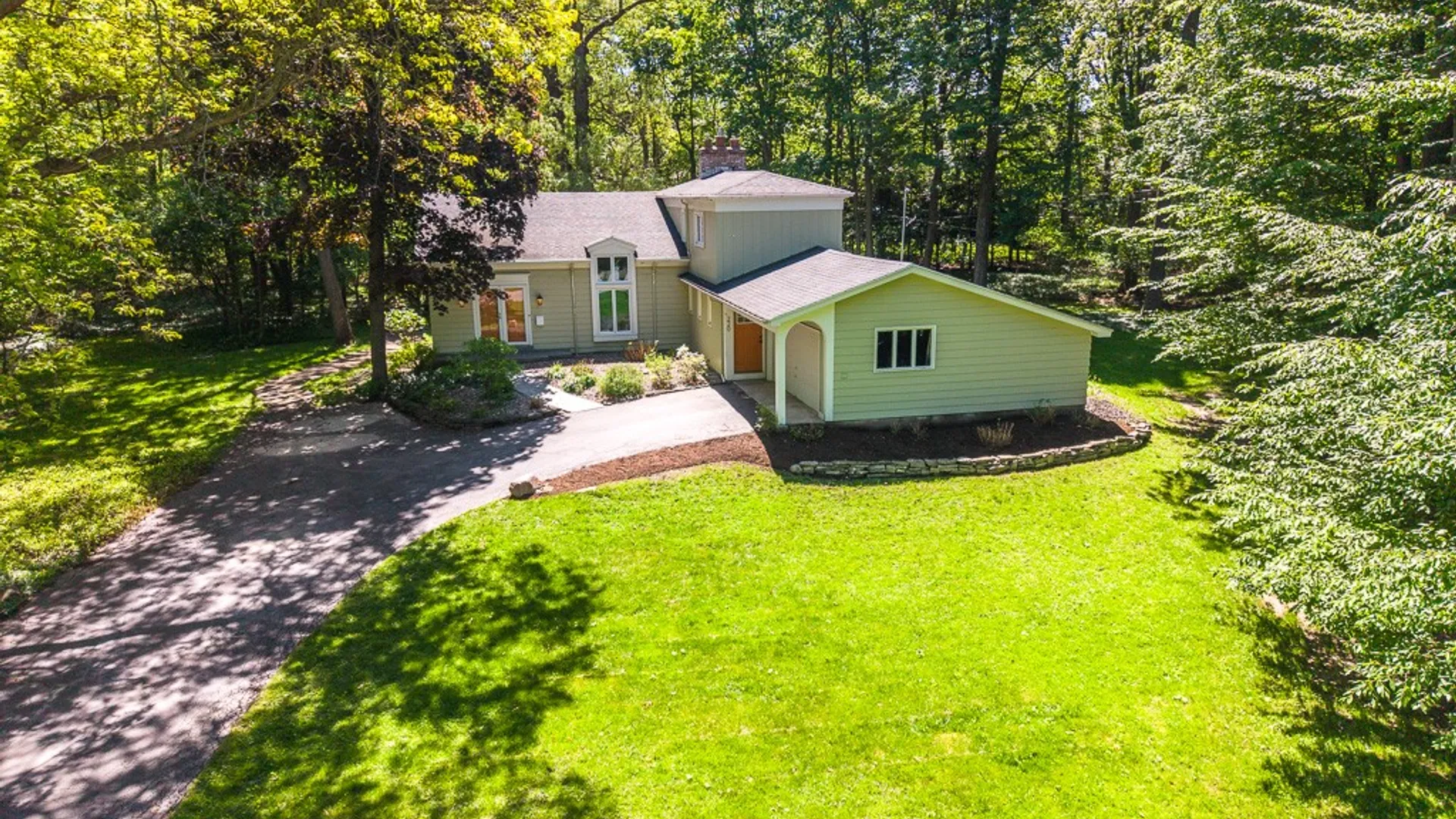 Property at 220 Hibiscus Dr Drive, Brighton, NY 14618 48