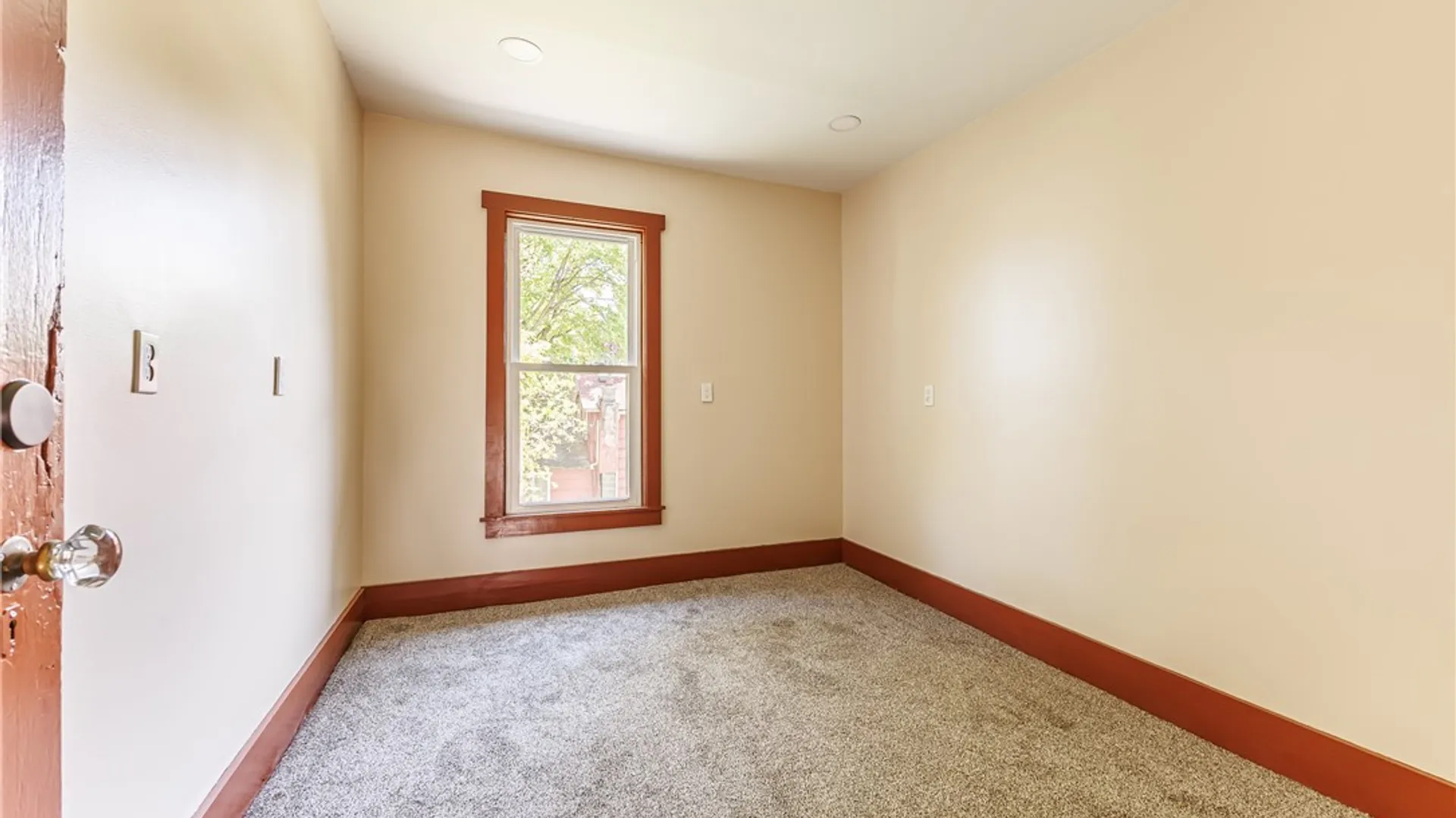 Property at 266 Lyndhurst Street, Rochester, NY 14605 8