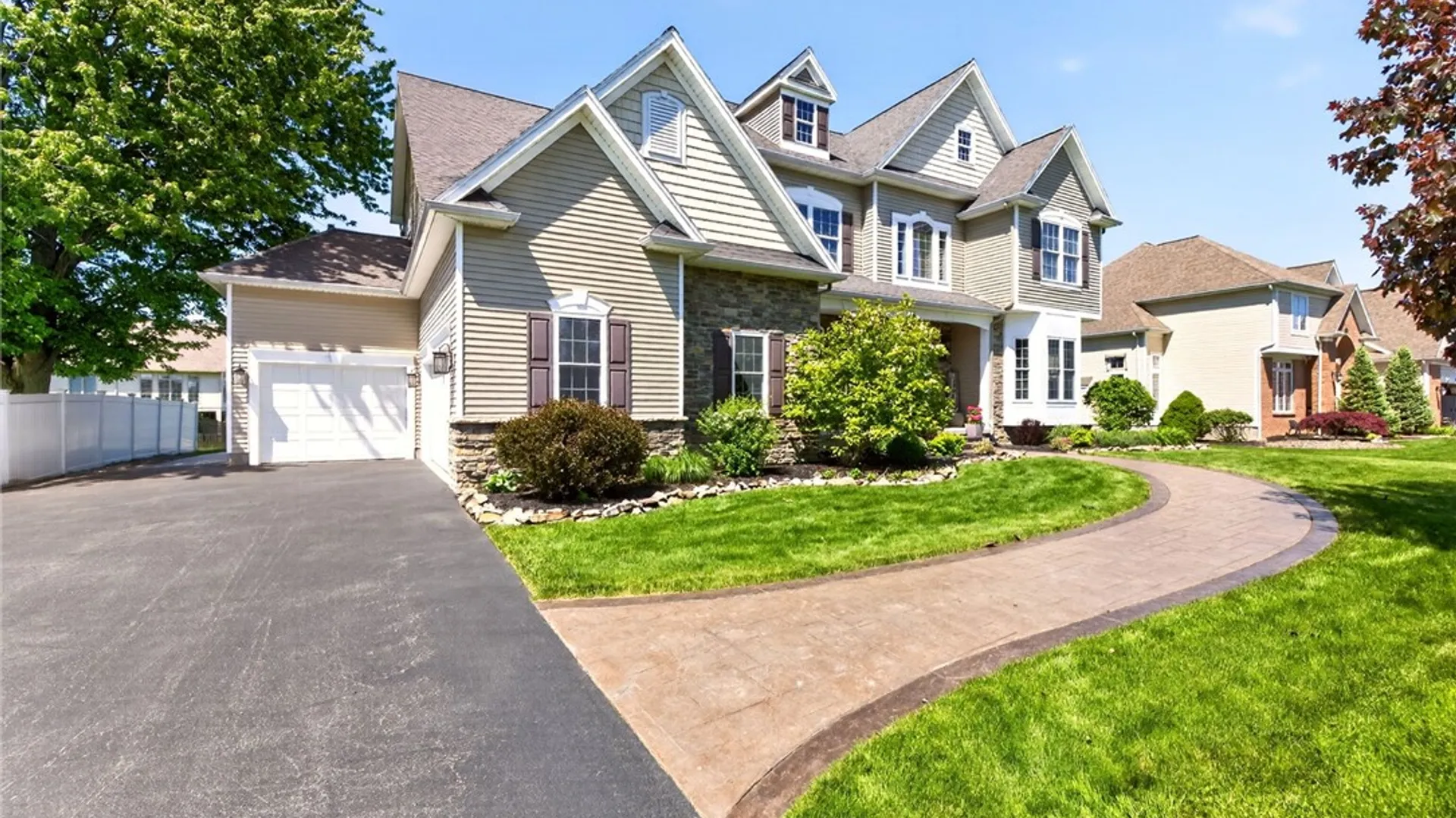 Property at 120 Triple Diamond, Penfield, NY 14580 3