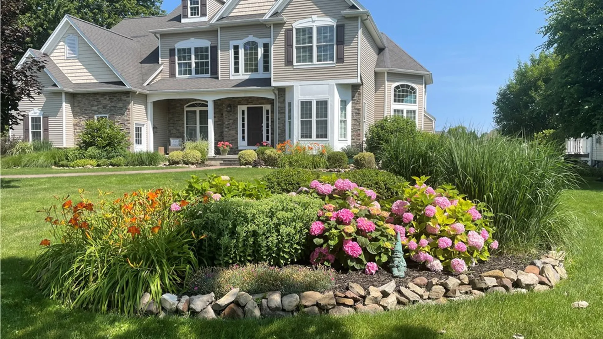 Property at 120 Triple Diamond, Penfield, NY 14580 4