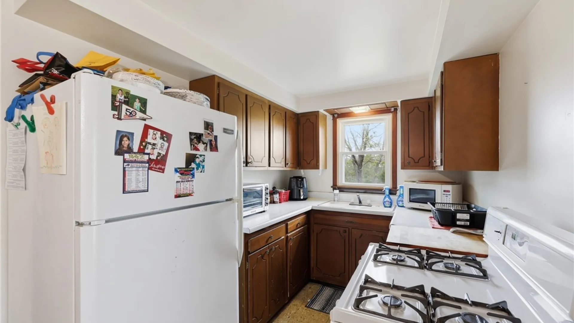 Property at 68 E Center Road, West Seneca, NY 14224 16
