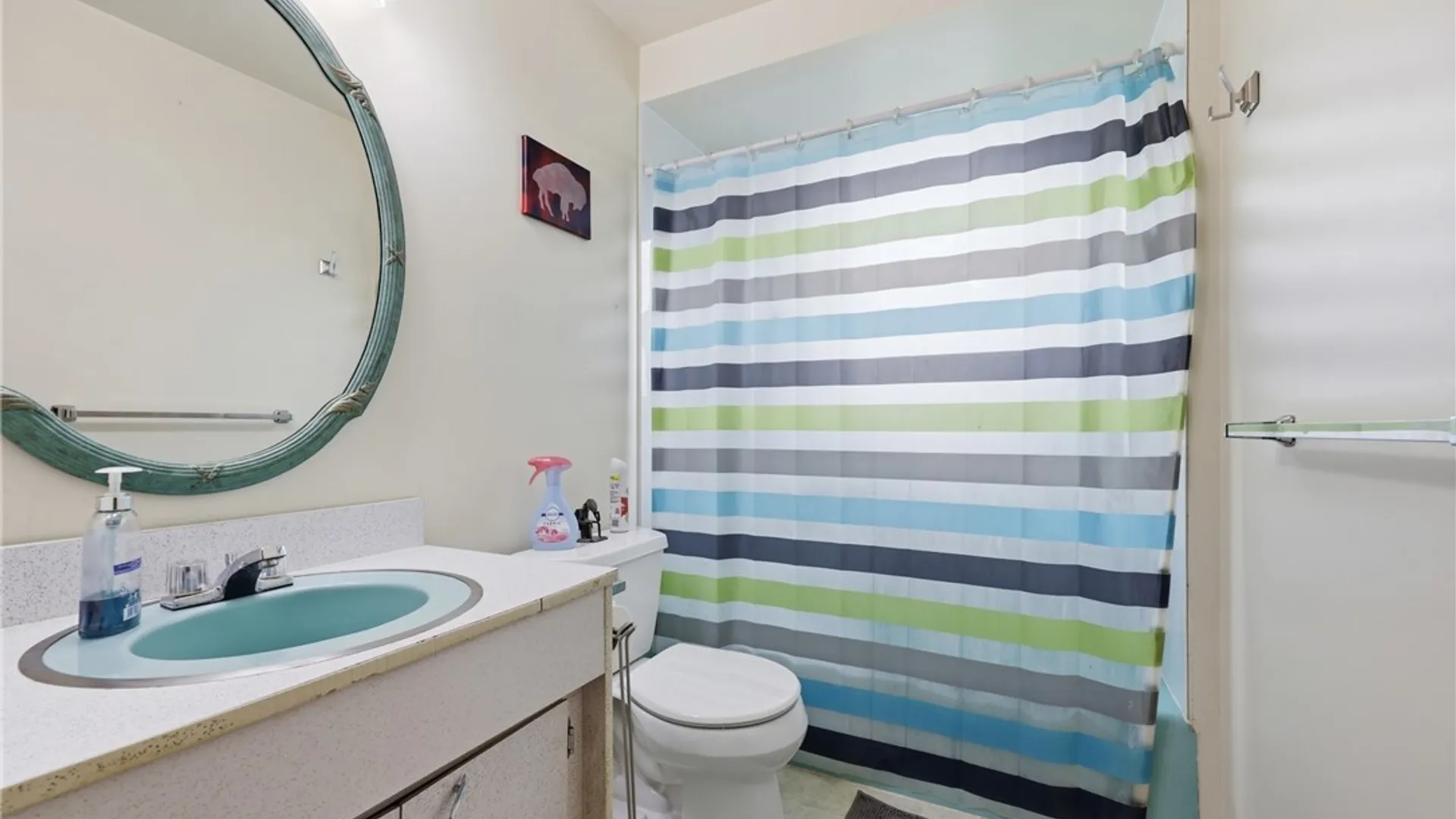 Property at 68 E Center Road, West Seneca, NY 14224 17