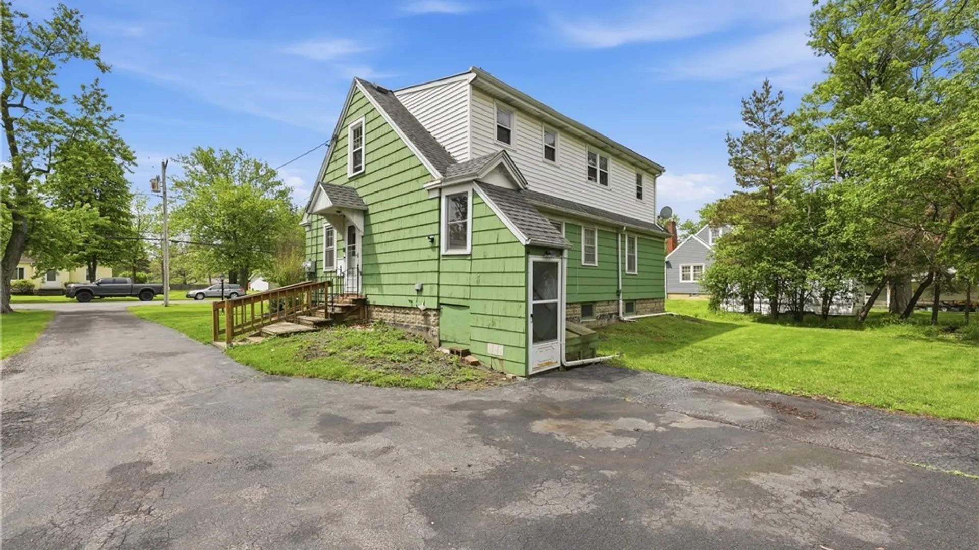 Property at 68 E Center Road, West Seneca, NY 14224 2