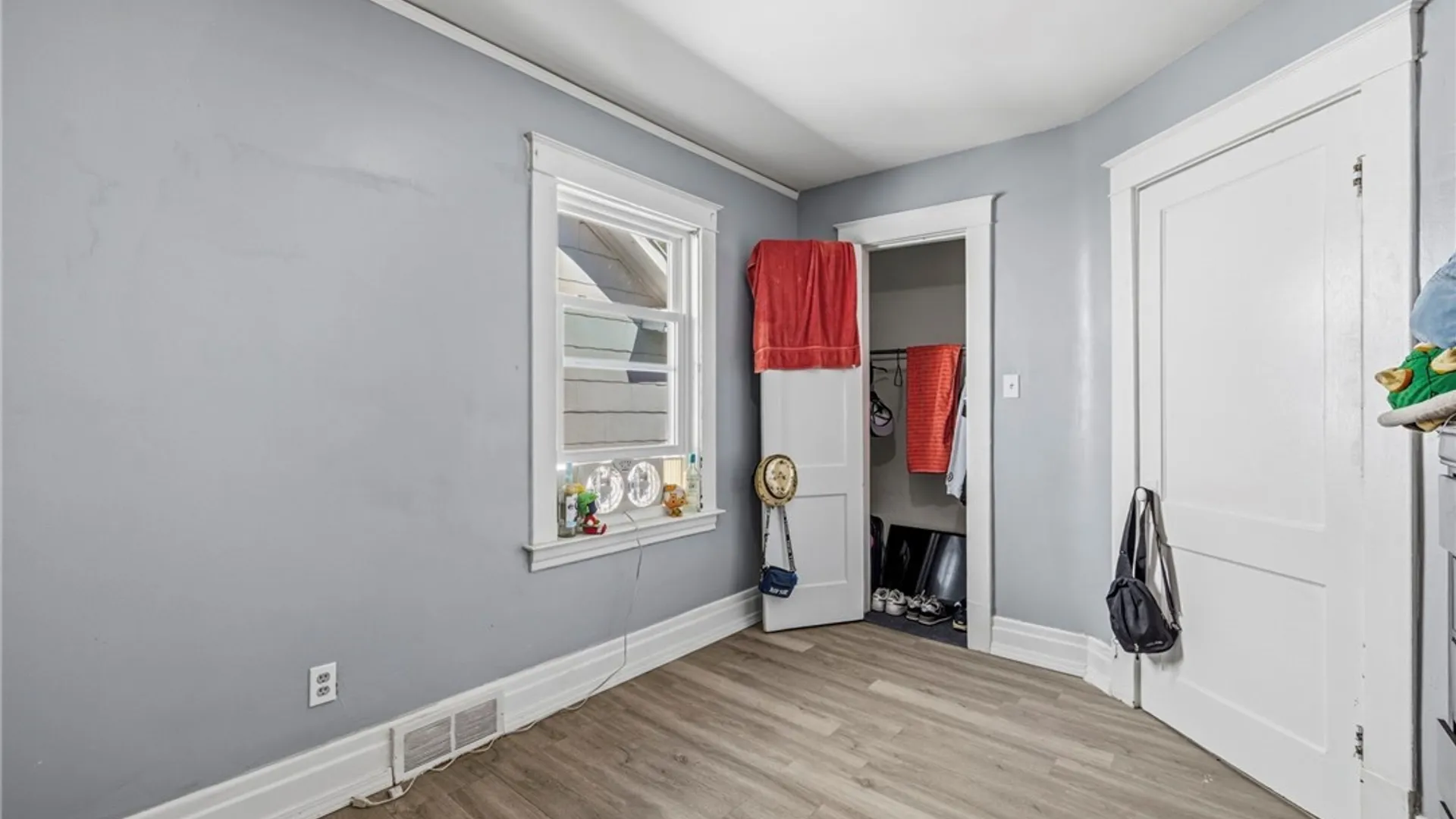 Property at 1341 Ashland Avenue, Niagara Falls, NY 14301 24
