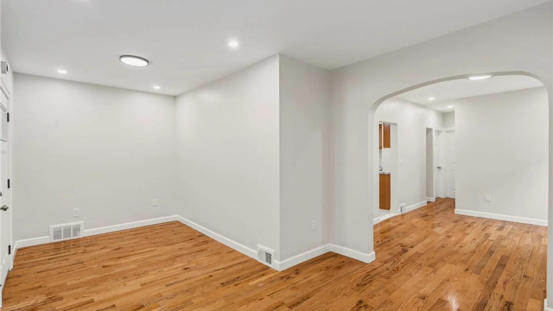 Property at 19 Domedion Avenue, Buffalo, NY 14211 5